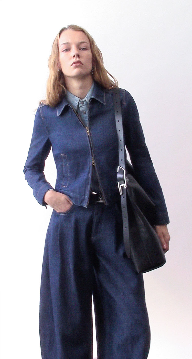 D-Line-Bolso hobo en cuero
