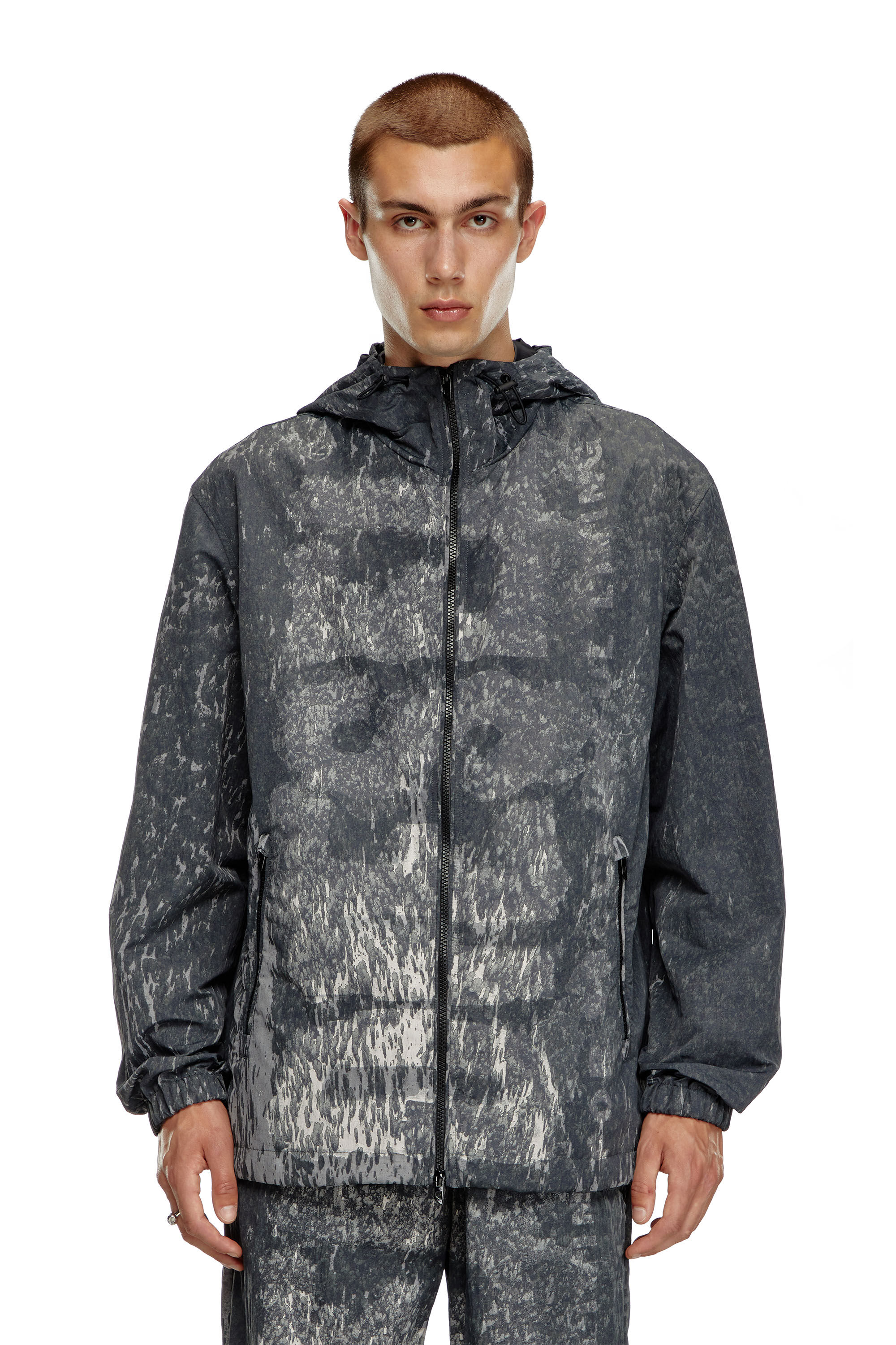 Diesel - J-BRICK, Anorak con capucha y estampado Rain Camo Hombre in Negro - 6