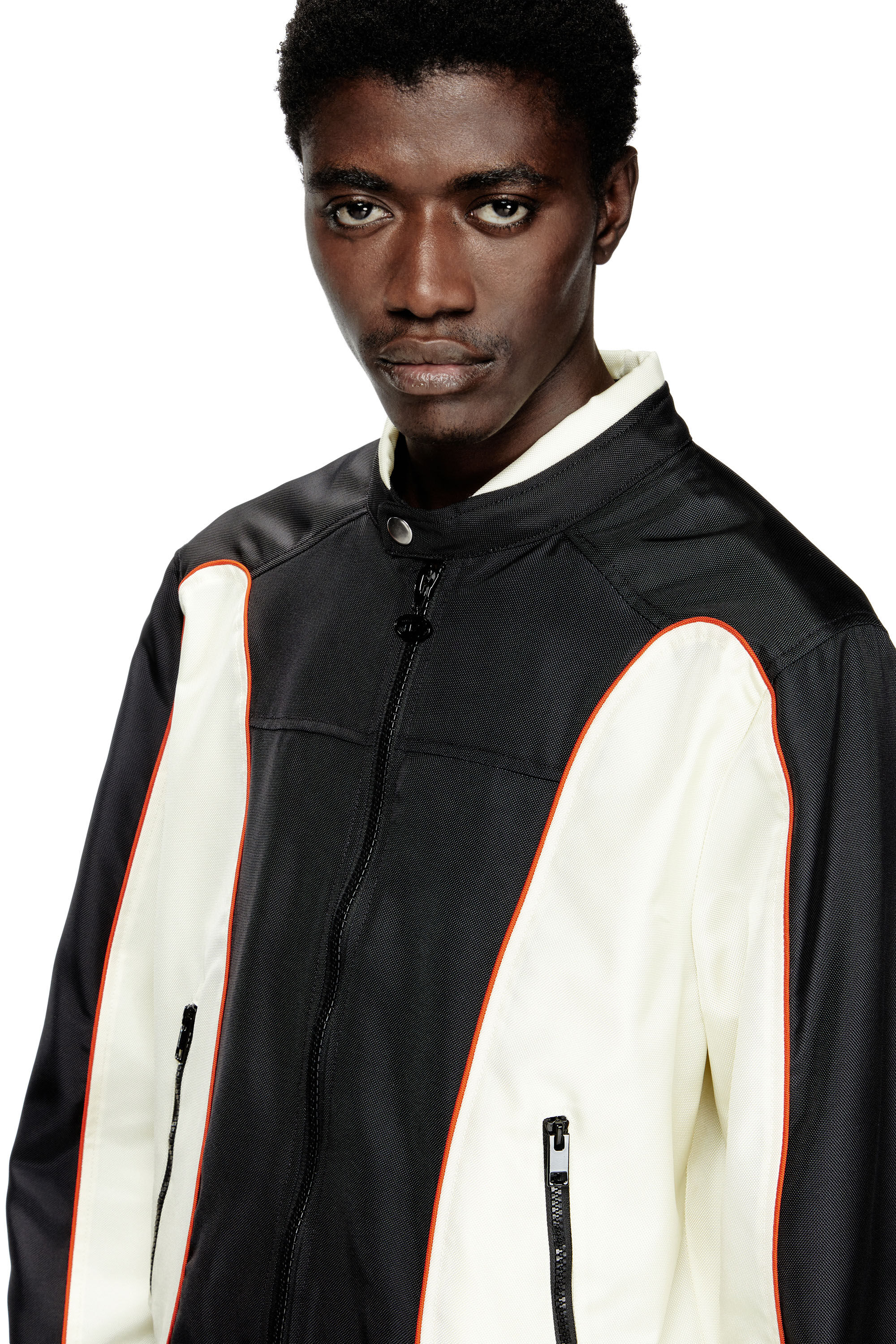 Diesel - J-BLINK-A, Chaqueta biker con bloques de color y ribetes Hombre in Multicolor - 5