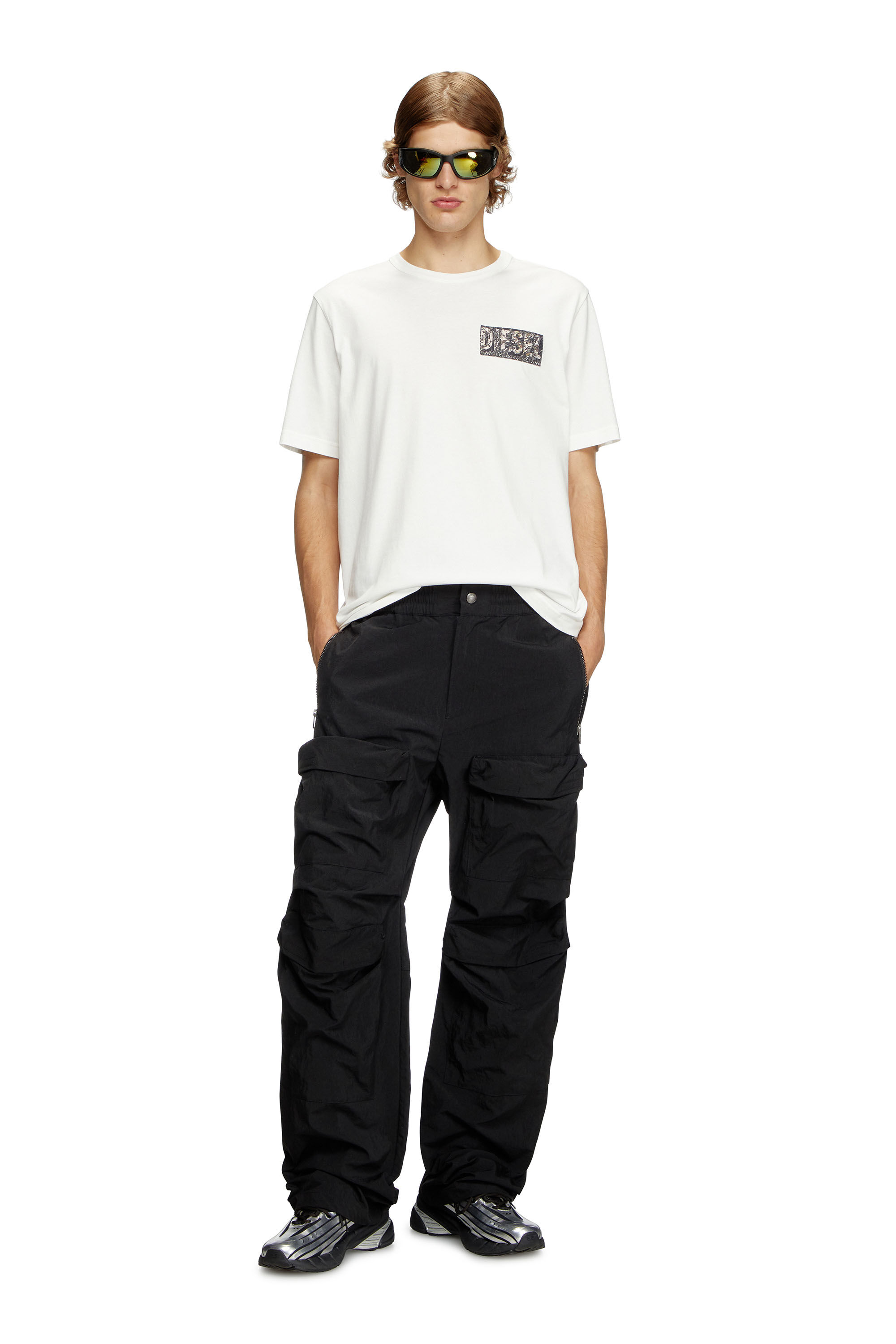 Diesel - P-DANZEL, Pantalones utility de nailon sobreteñido Hombre in Negro - 1