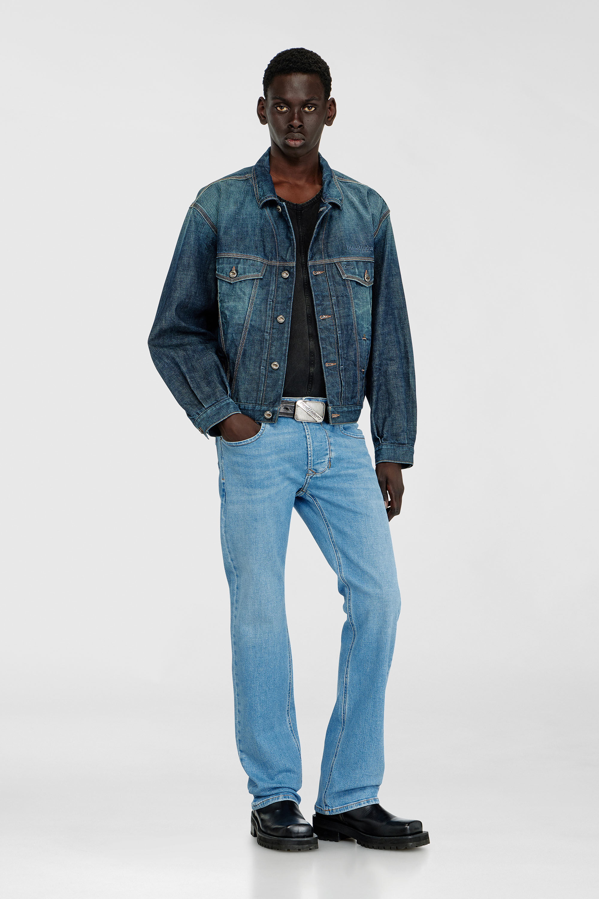Diesel - Regular Jeans 1985 Larkee 0HDBJ Hombre, Azul Claro - 1