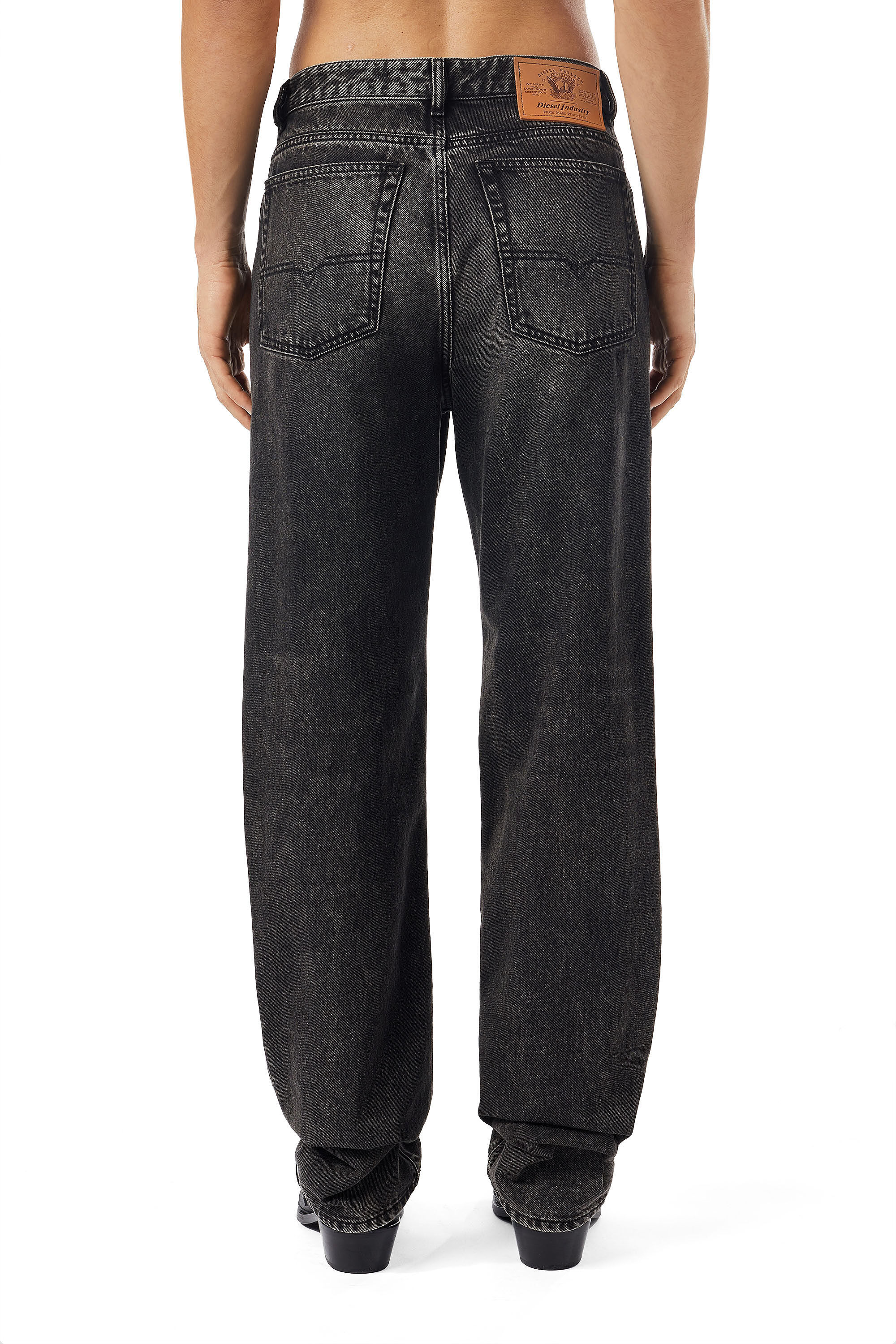 Diesel - 1955 09B87 Straight Jeans, Negro/Gris oscuro - Image 4