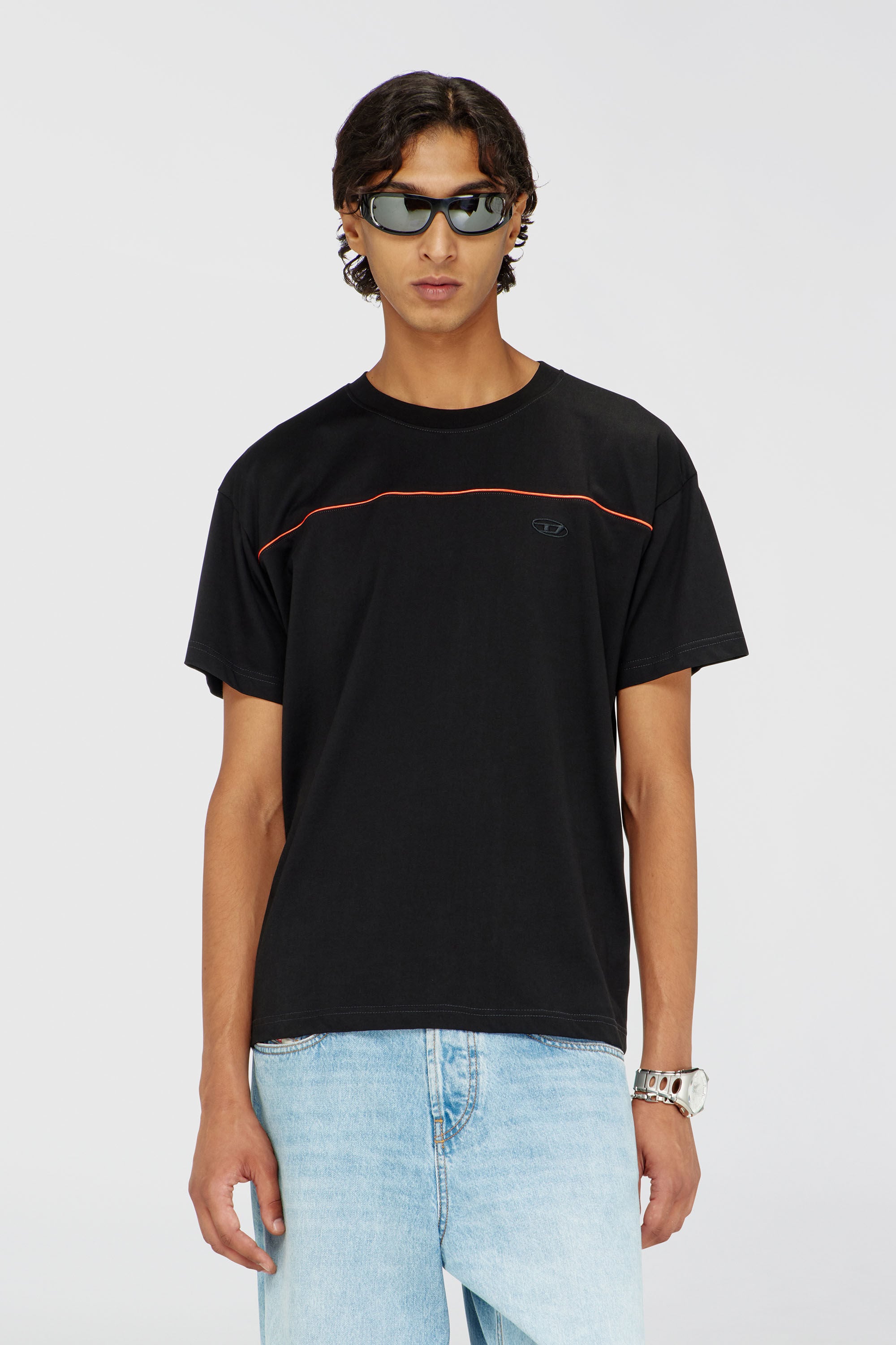 Diesel - T-NORM-PIPING, Camiseta con ribete en contraste Hombre in Negro - 3