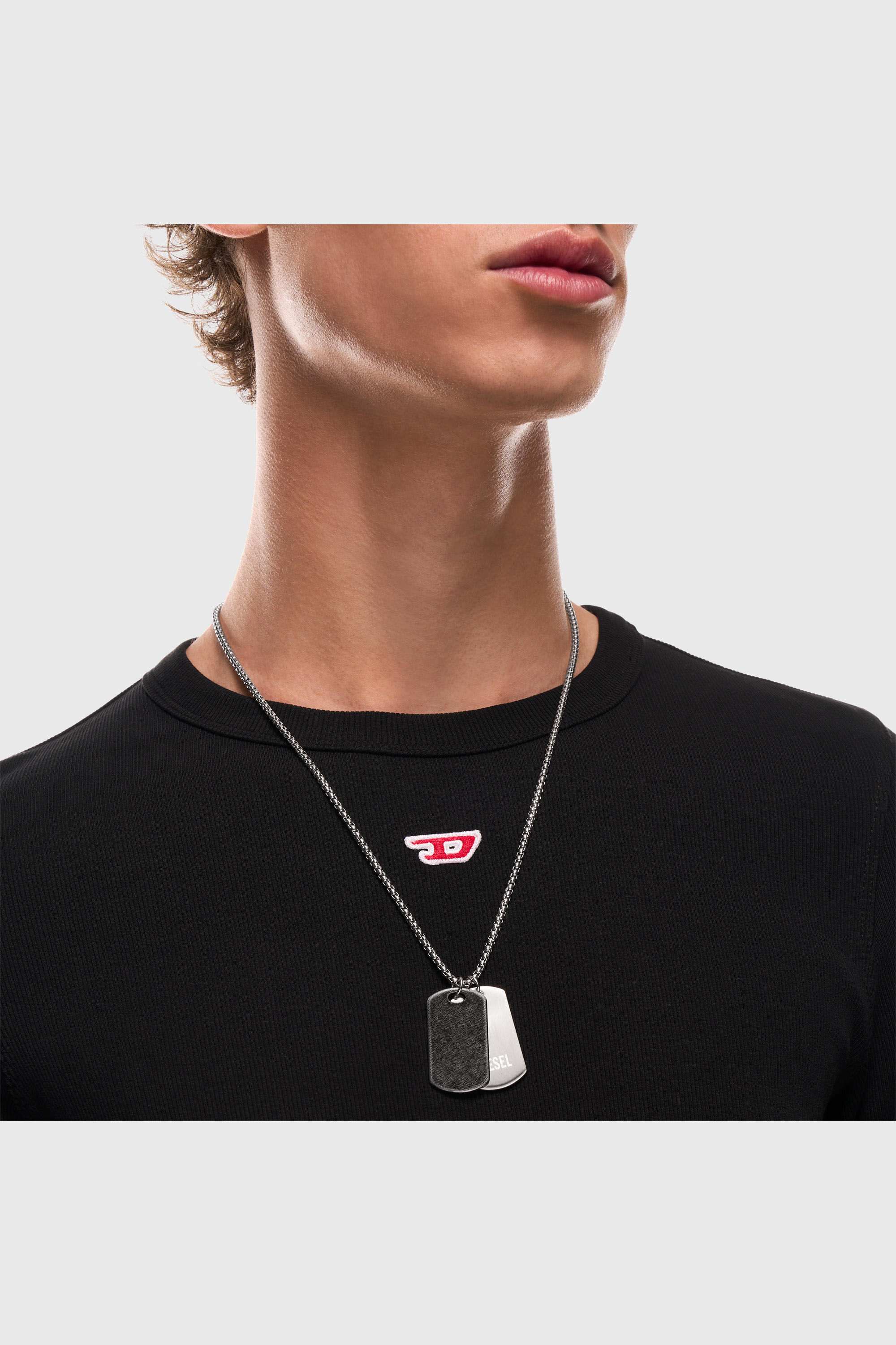 Diesel - DX1749040, Collar con placa identificativa de acero inoxidable con textura denim Unisex in Plateado - 4