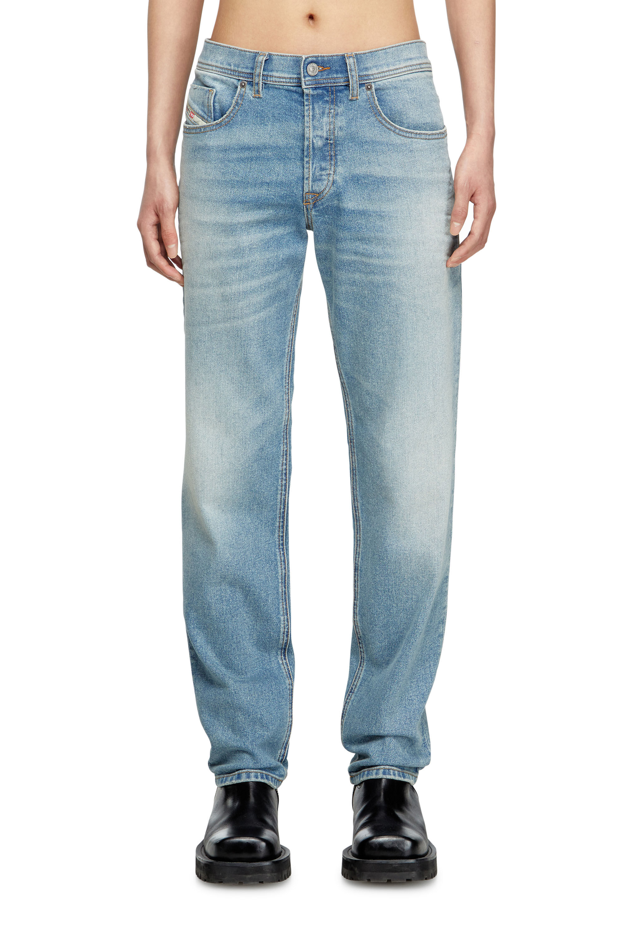 Diesel - Regular Jeans 2023 D-Finitive 0DBEH Hombre, Azul Claro - 3