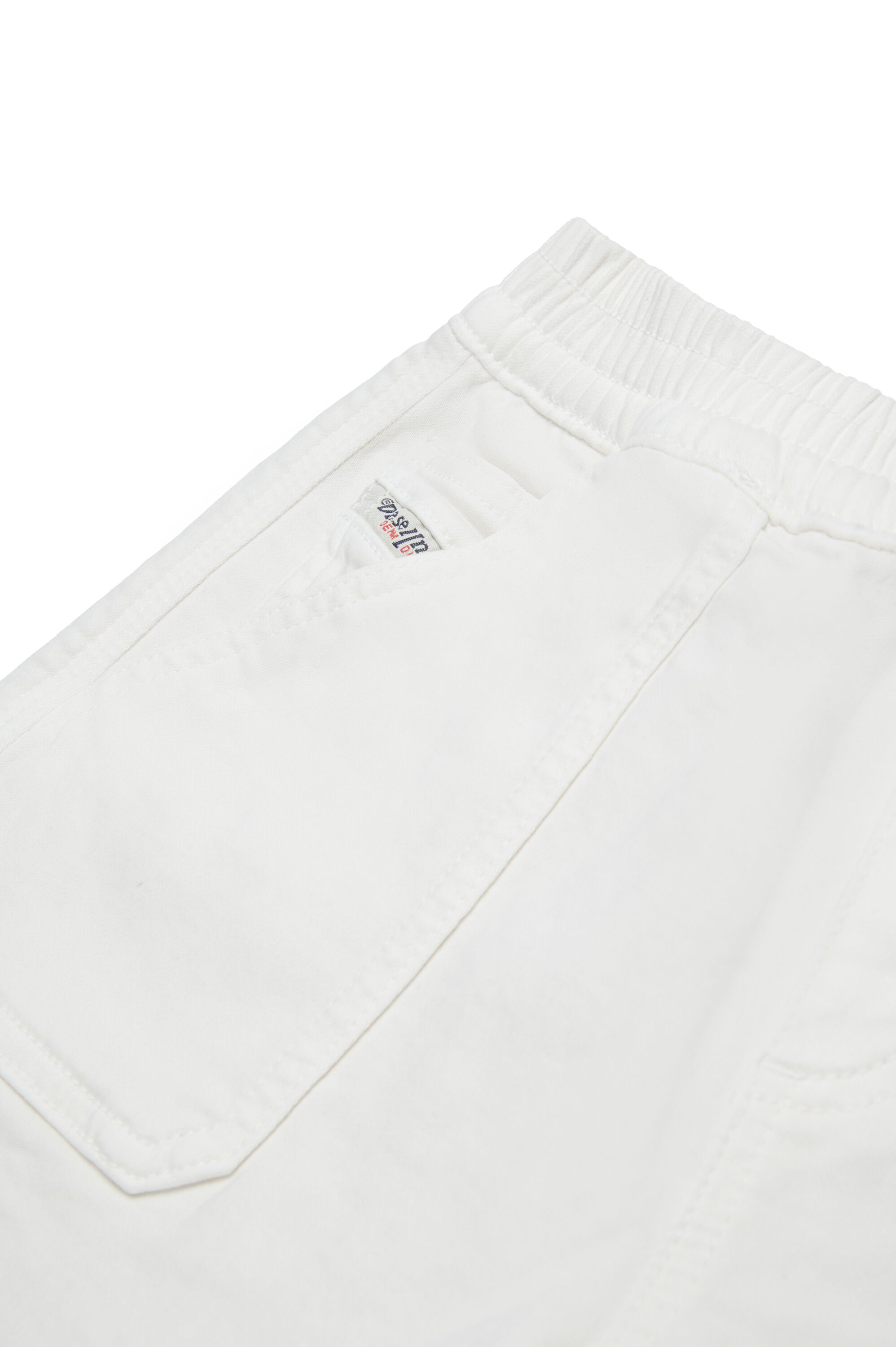 Diesel - PINTY JJJ, Pantalones cortos elásticos de tejido JoggJeans Krooley colorado Mujer in Blanco - 4