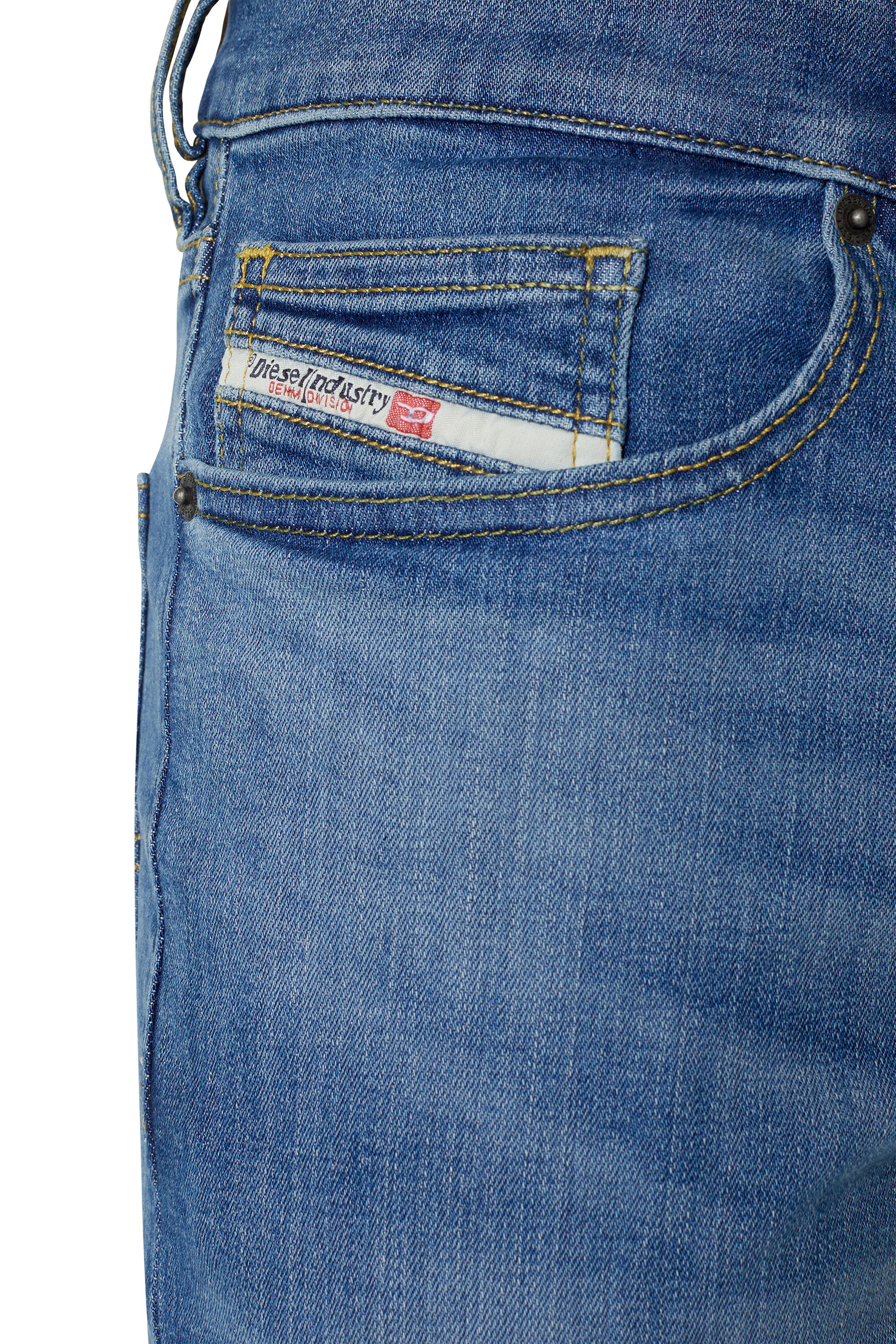 Diesel - D-Luster 0ELAV Slim Jeans, Azul medio - Image 6