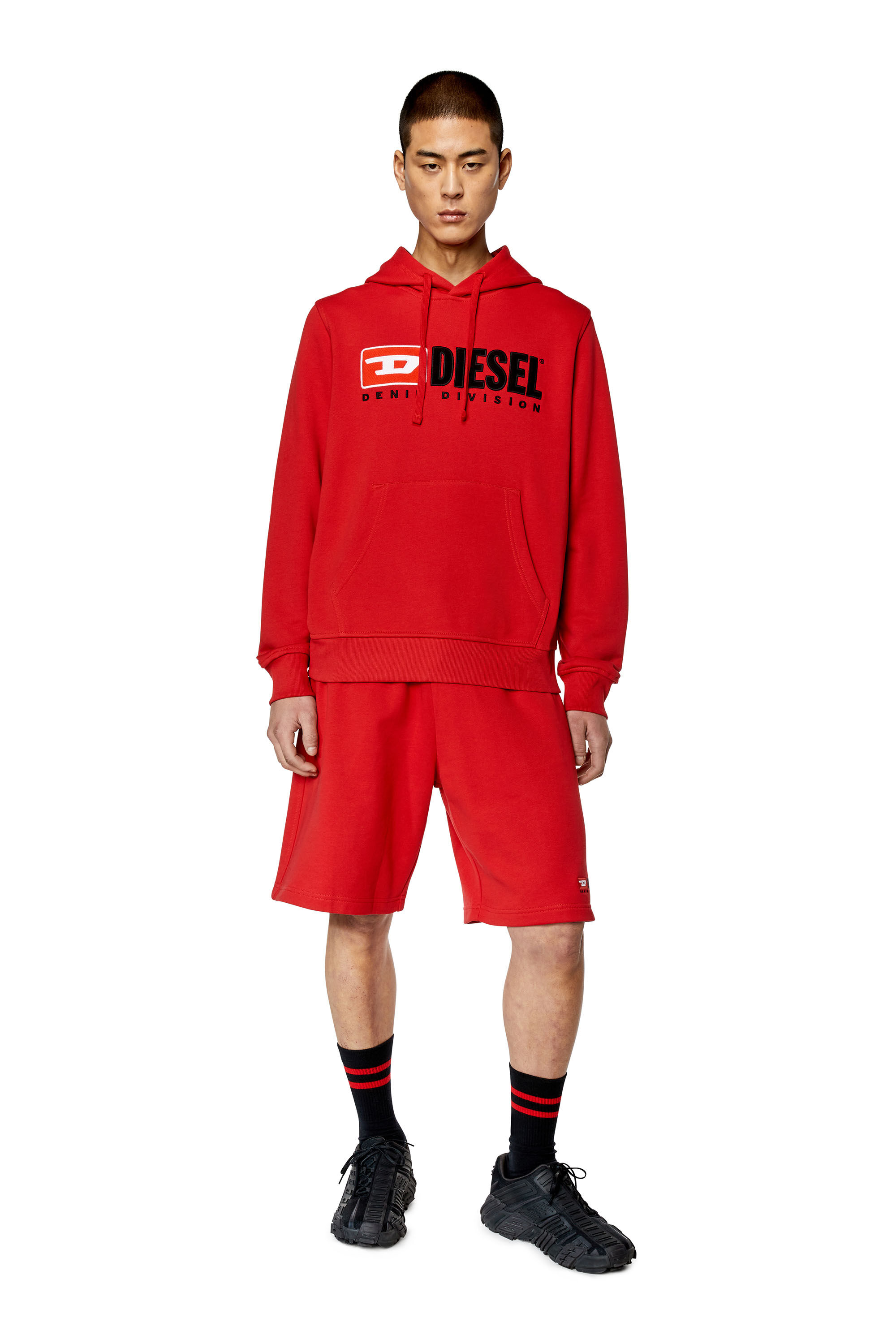 Diesel - P-CROWN-DIV, Pantalones cortos deportivos con logotipo bordado Hombre in Rojo - 1