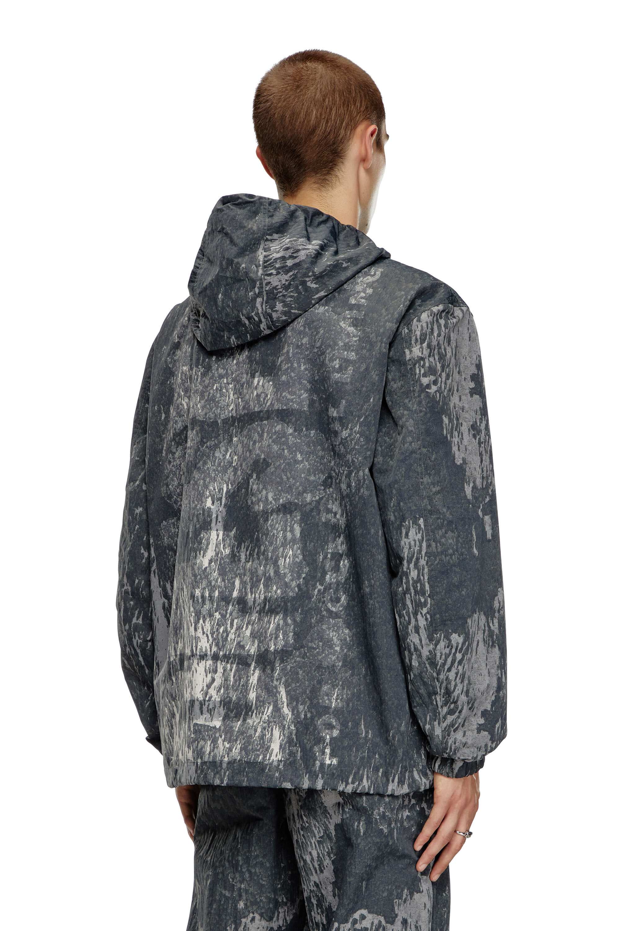 Diesel - J-BRICK, Anorak con capucha y estampado Rain Camo Hombre in Negro - 4