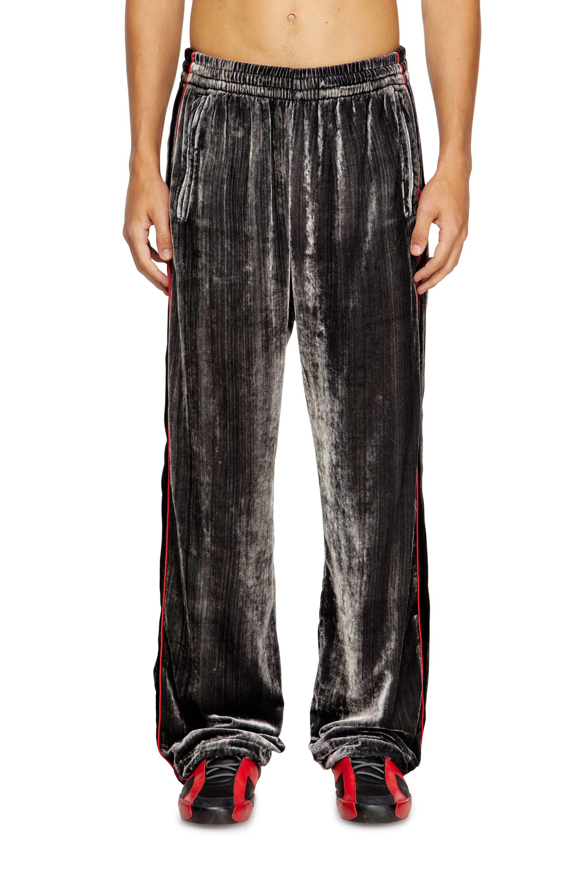 Diesel - P-HAY, Pantalones deportivos de terciopelo tratado Hombre in Gris - 3