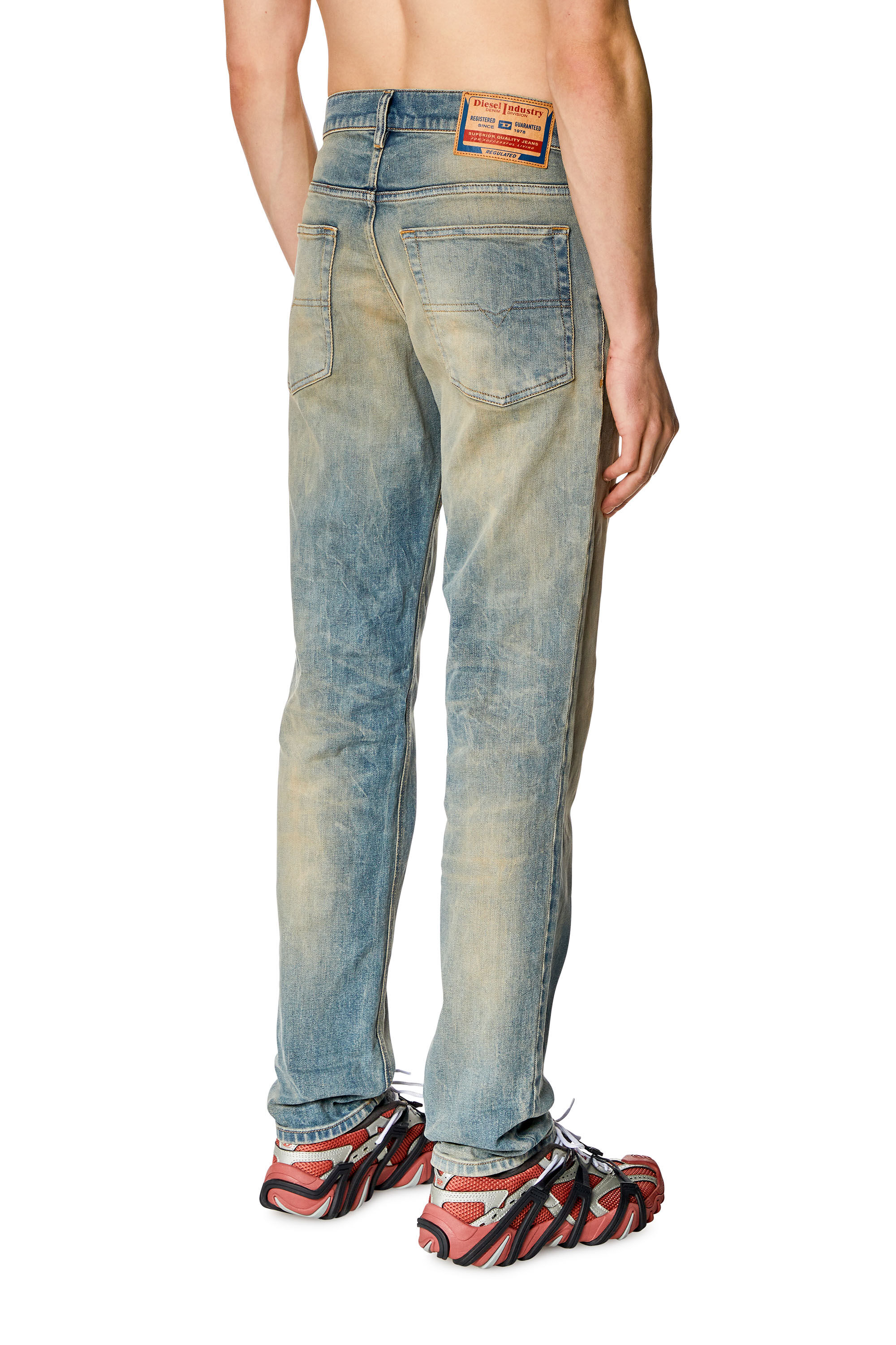 Diesel - Tapered Jeans 2023 D-Finitive 09H78, Azul medio - Image 4