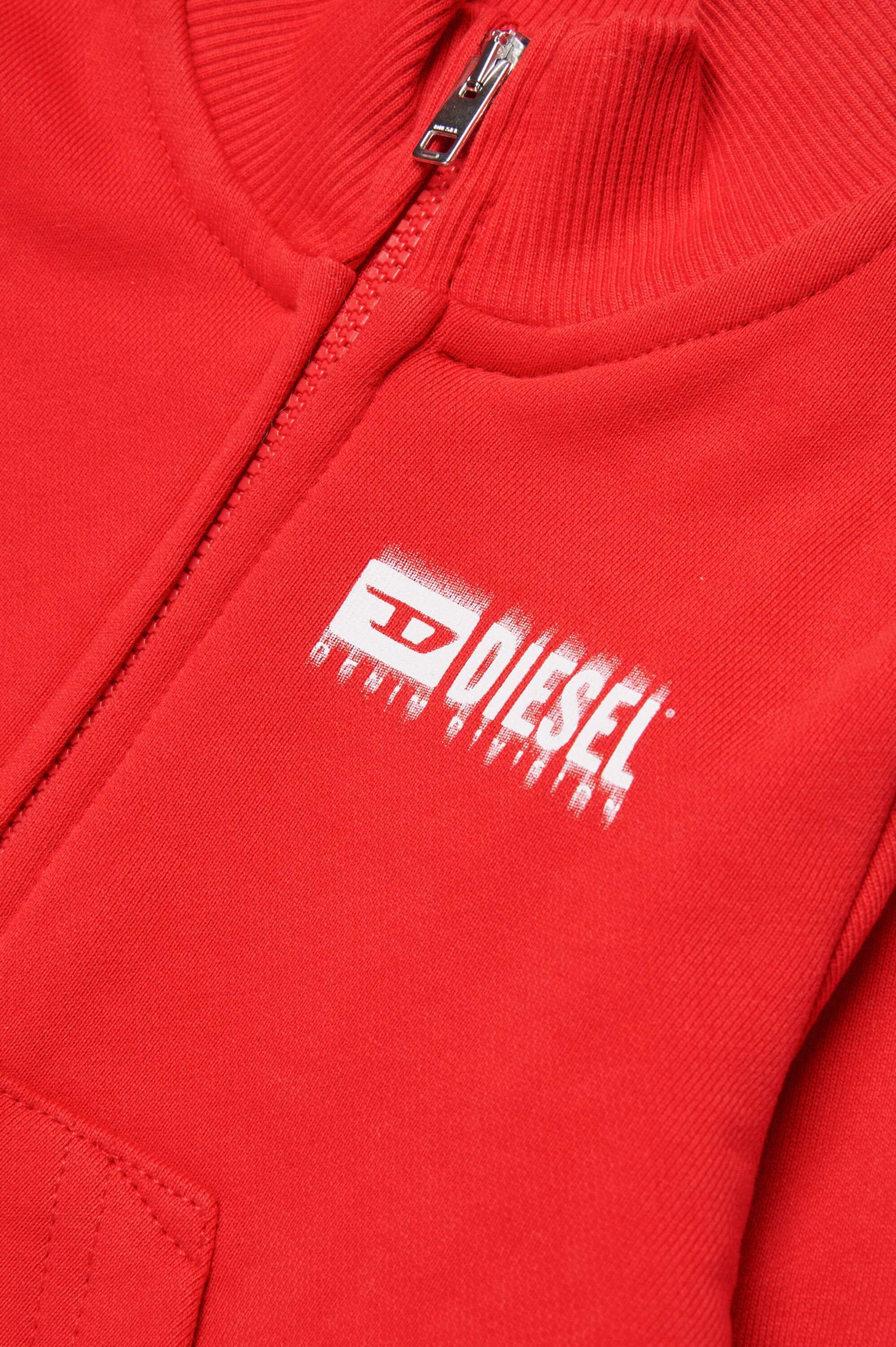 Diesel - SVOUGZIPALB, Sudadera con cremallera y logotipo manchado Unisex in Rojo - 4