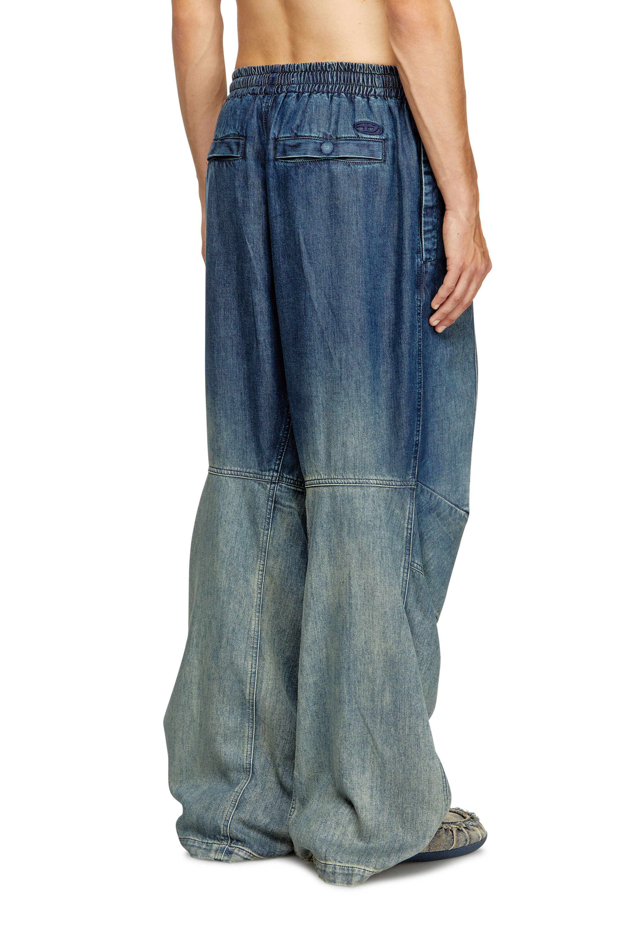 Diesel - Relaxed Jeans D-Pari 068TC Hombre, Azul Oscuro - 4
