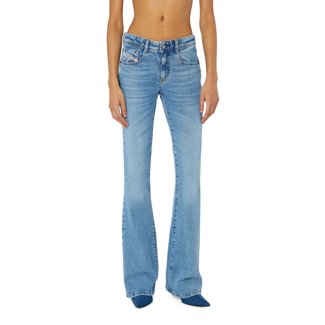 Diesel - Bootcut and Flare Jeans 1969 D-Ebbey 9B92L, Azul Claro - Image 8