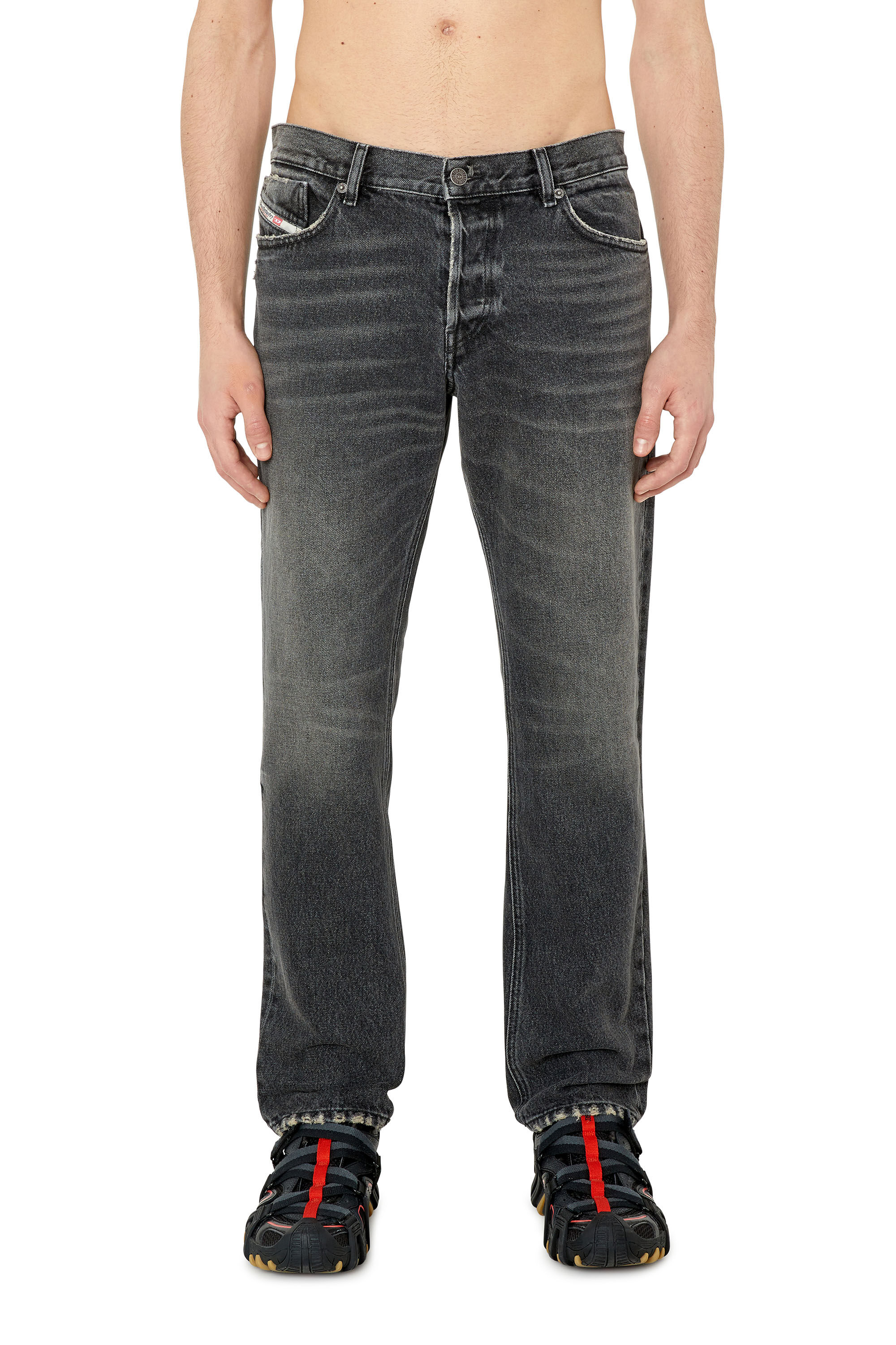 Diesel - 1995 D-Sark 007K8 Straight Jeans, Negro/Gris oscuro - Image 3