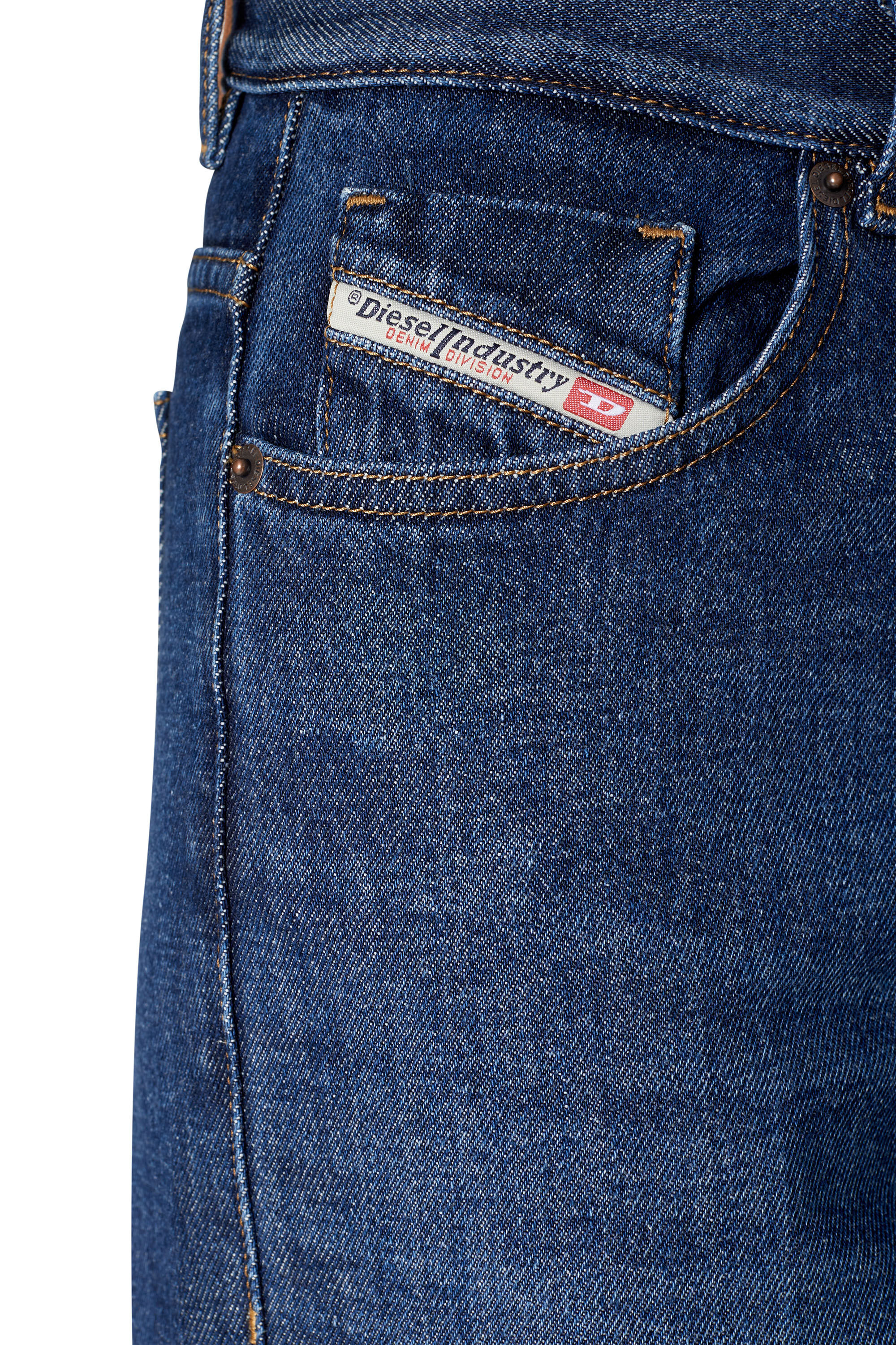 Diesel - 1978 D-Akemi 09C03 Bootcut and Flare Jeans, Azul Oscuro - Image 6