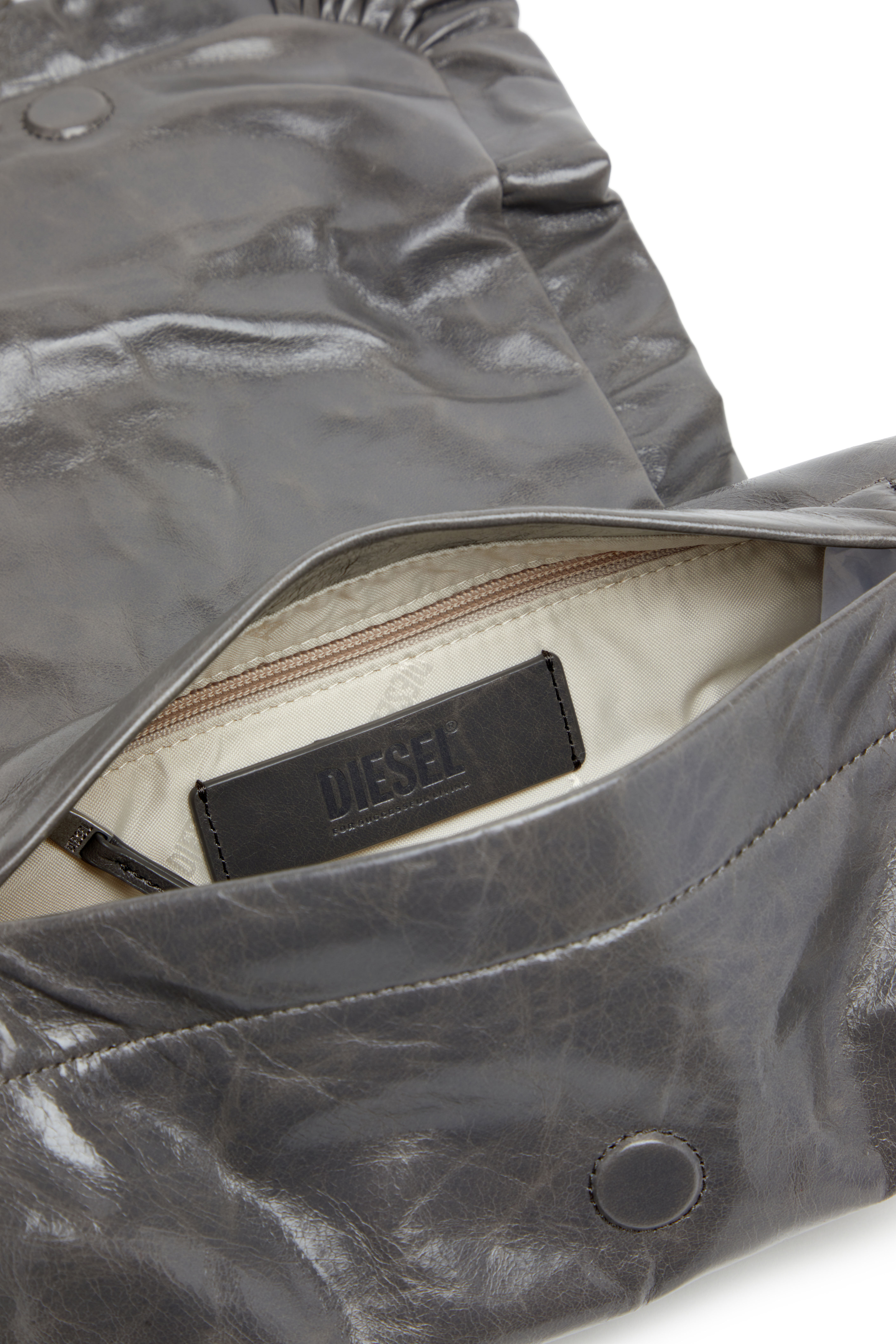 Diesel - SCRUNCH-D SHOULDER S, Scrunch-D S-Bolso de hombro de cuero arrugado Mujer in Gris - 5