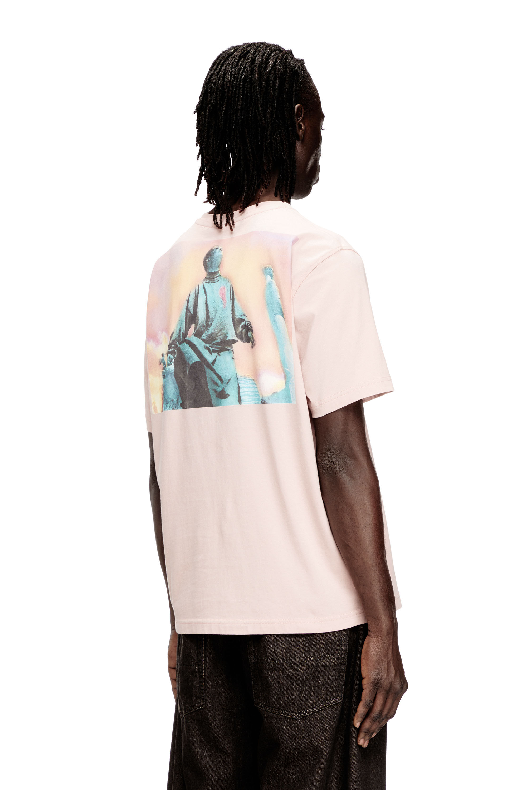 Diesel - T-ADJUST-V10, Camiseta regular con parche de Diesel y estampado fotográfico Hombre in Rosa - 4