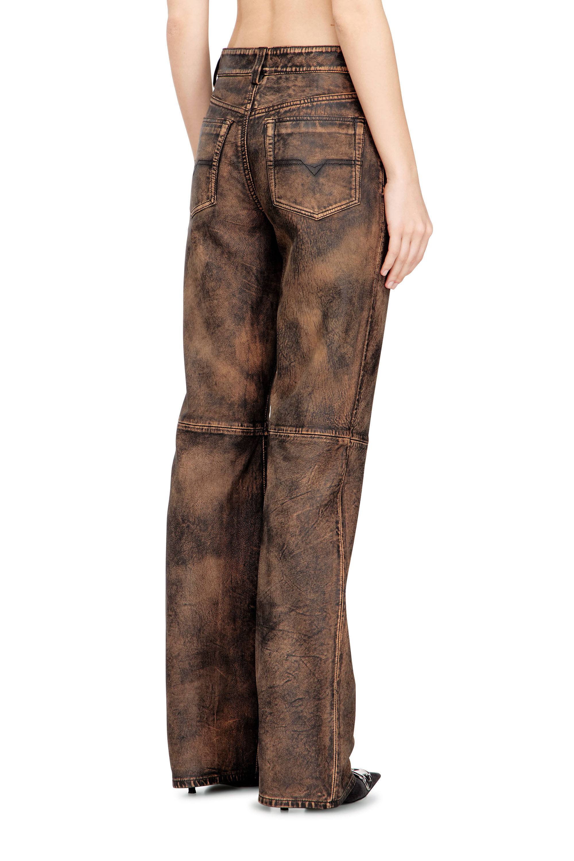 Diesel - L-YSA, Pantalones de cuero desgastado de corte vaquero Mujer in ToBeDefined - 4