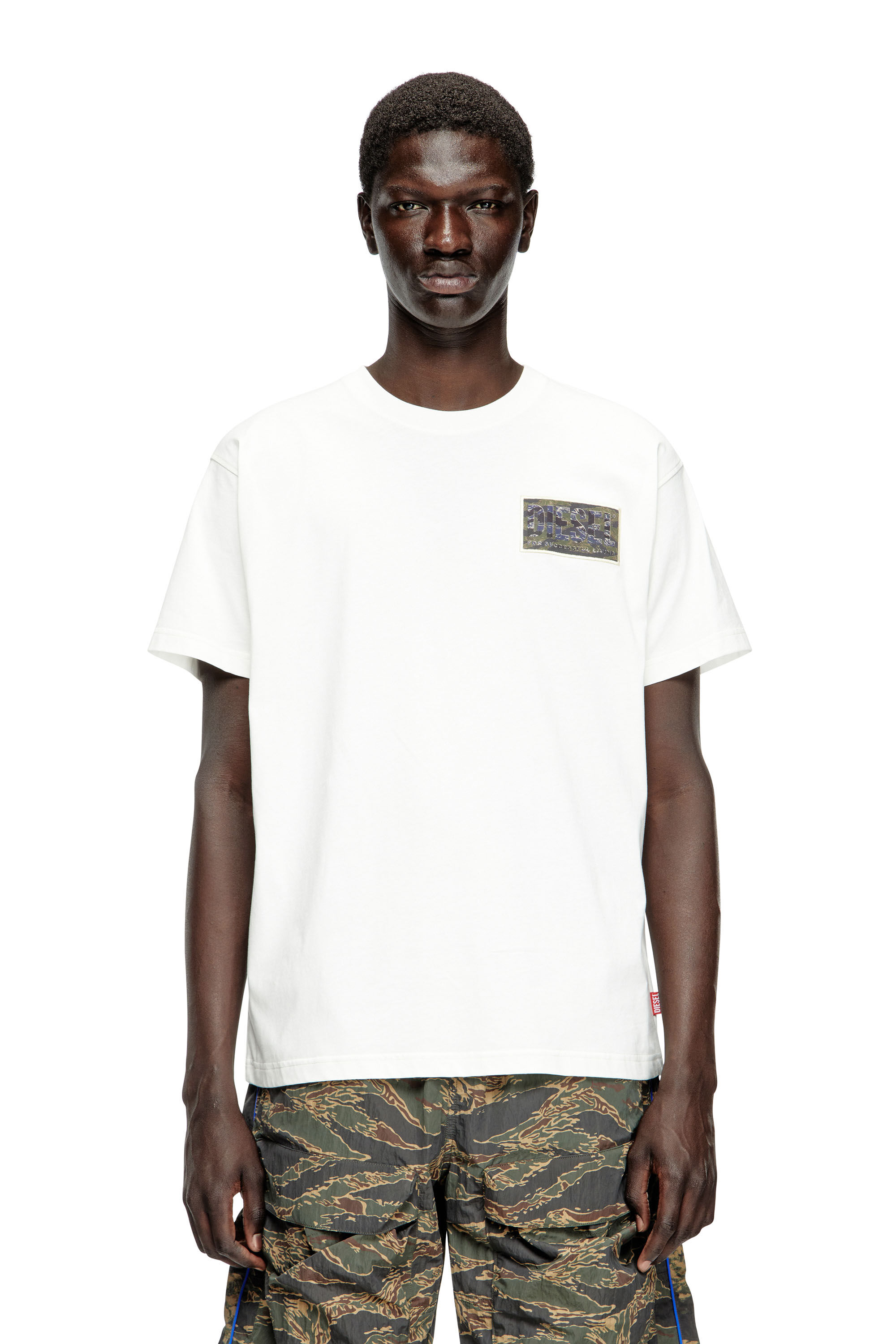 Diesel - T-NORM-T3, Camiseta con parche del logotipo de camuflaje Hombre in ToBeDefined - 3