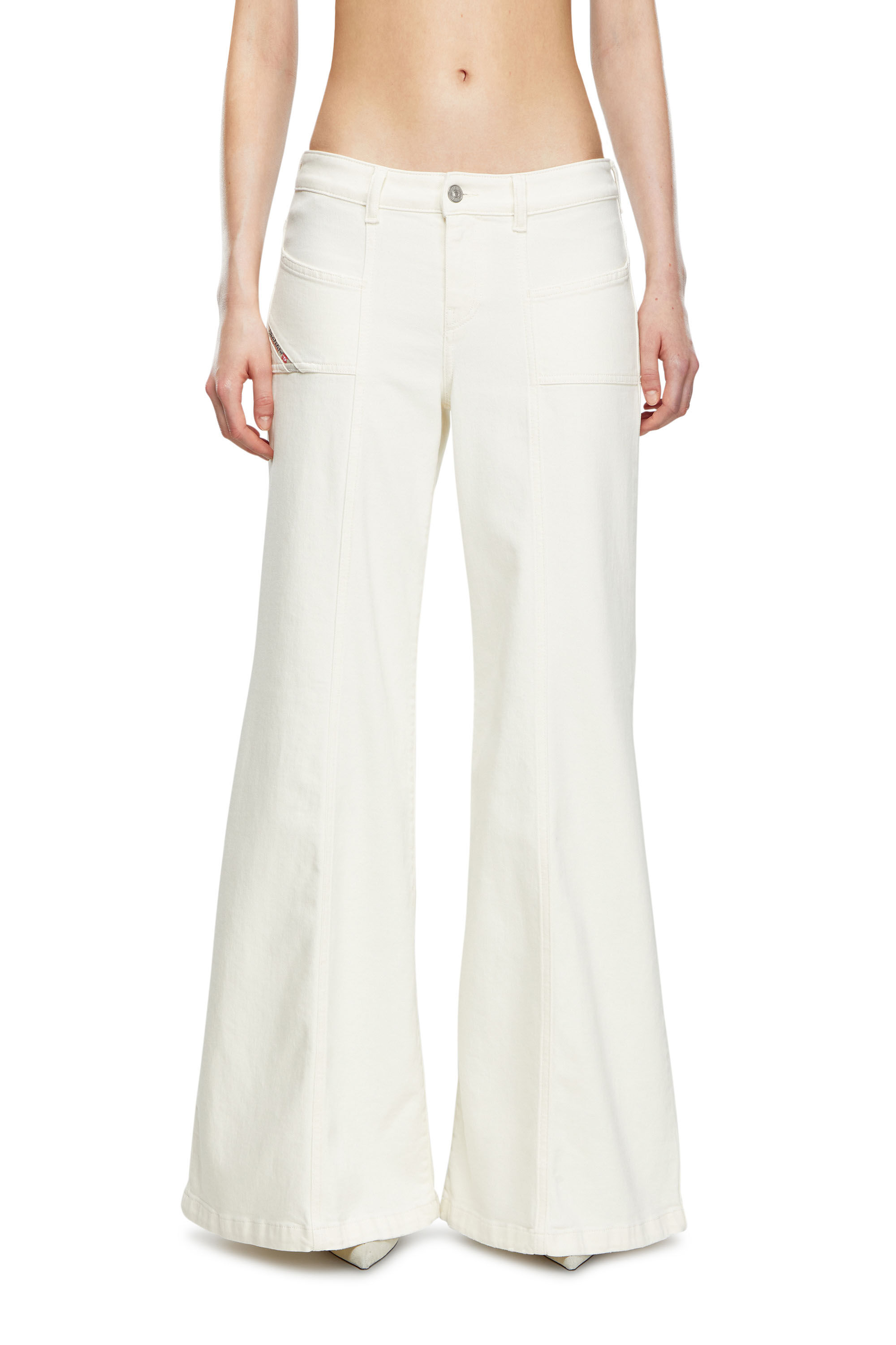 Diesel - Bootcut and Flare Jeans D-Akii 09J68, Blanco - Image 3