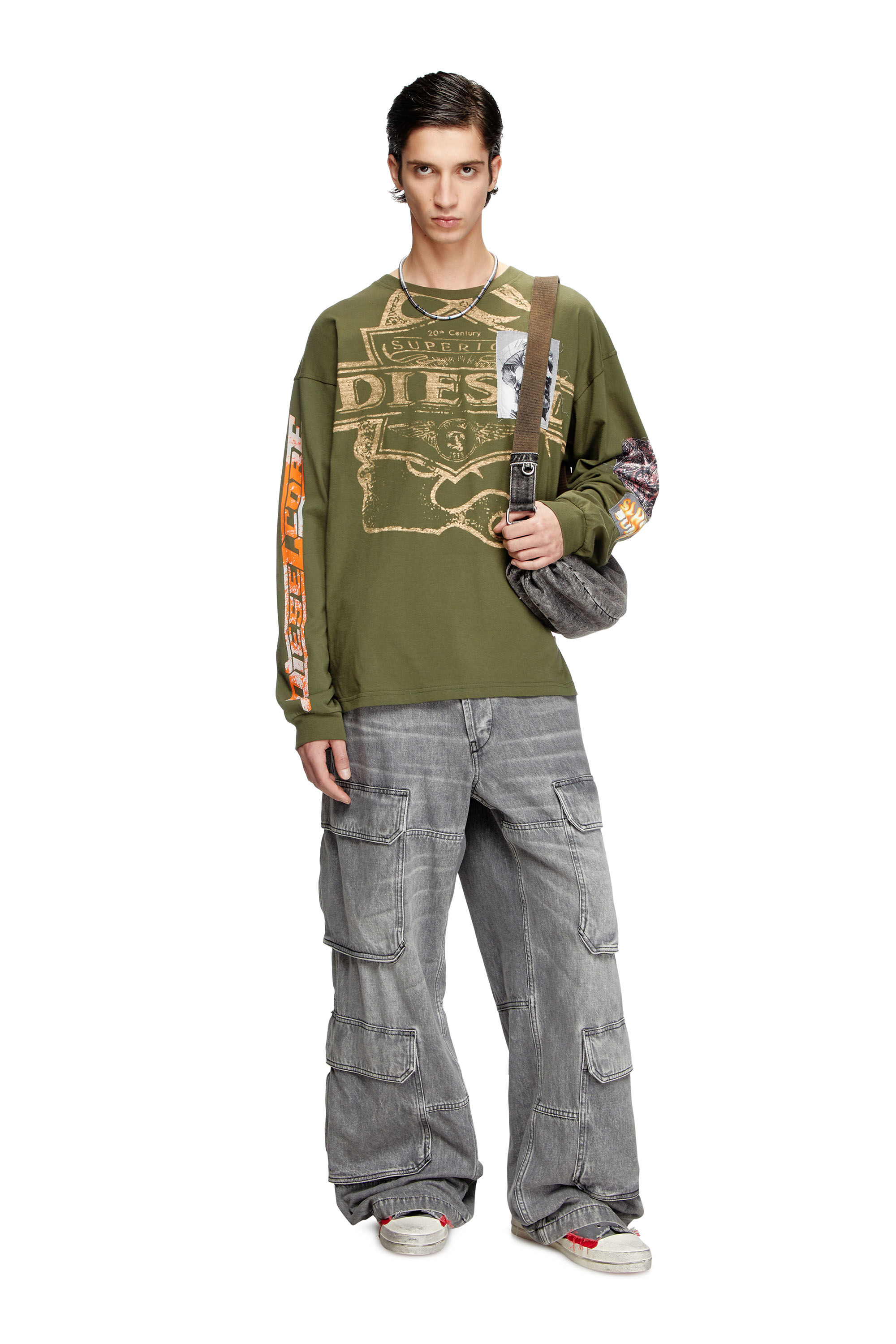 Diesel - T-BOXT-LS-SLITS-R5, Camiseta de manga larga con parches gráficos Hombre in Verde - 1