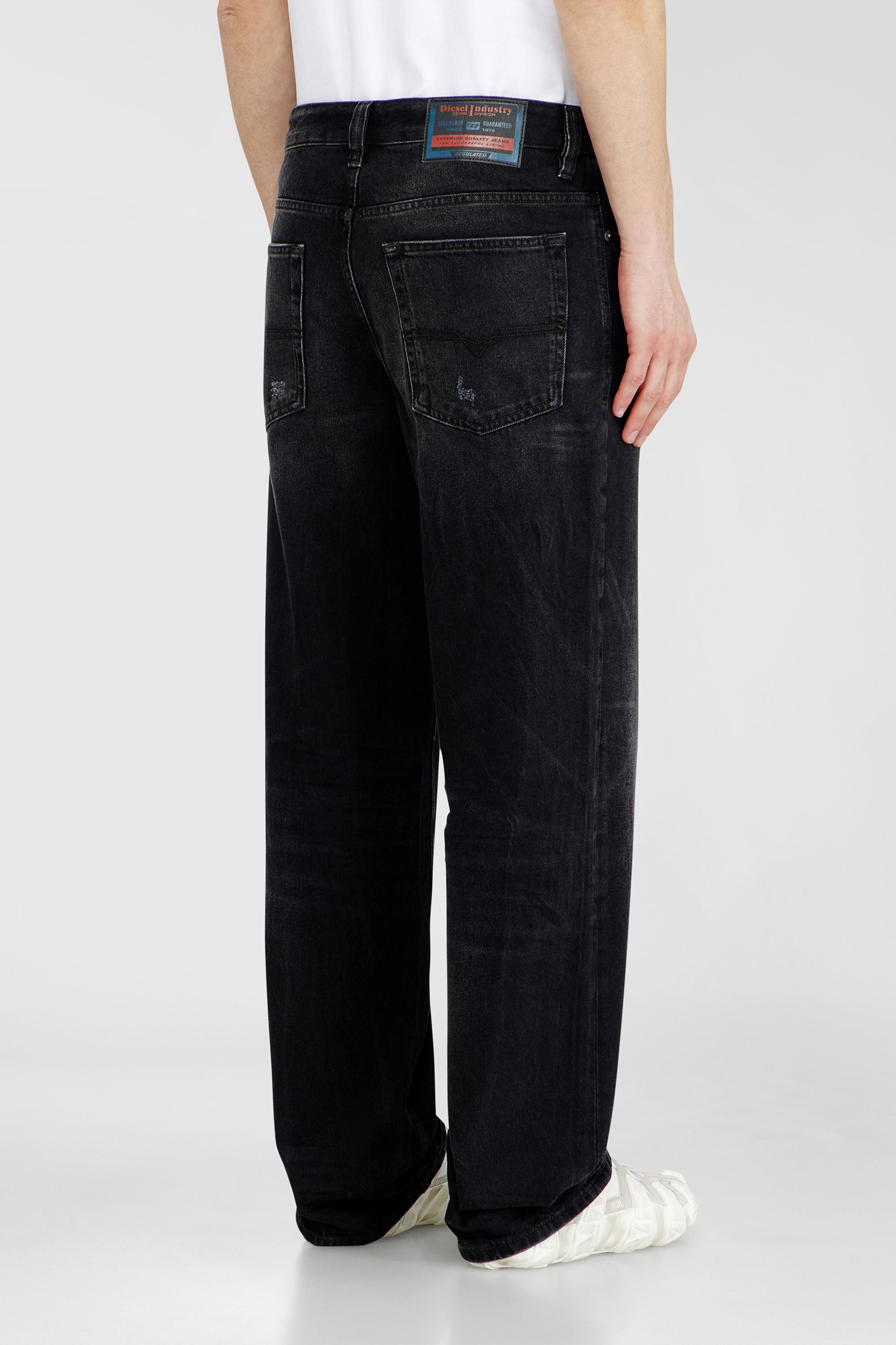 Diesel - Relaxed Jeans 2001 D-Macro 0BEBB Hombre, Negro - 5