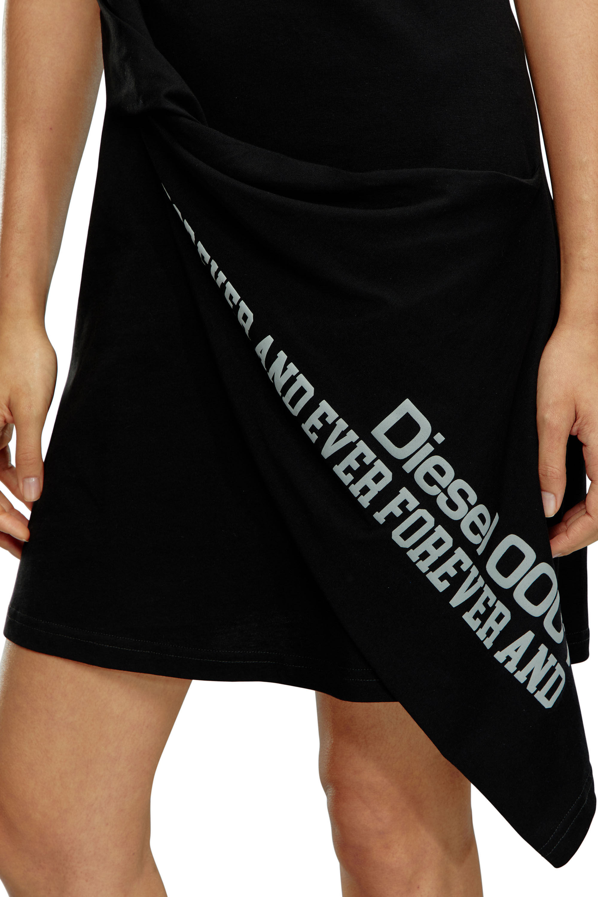 Diesel - D-ZELIE, Woman Short halterneck dress in printed jersey in Black - Image 4