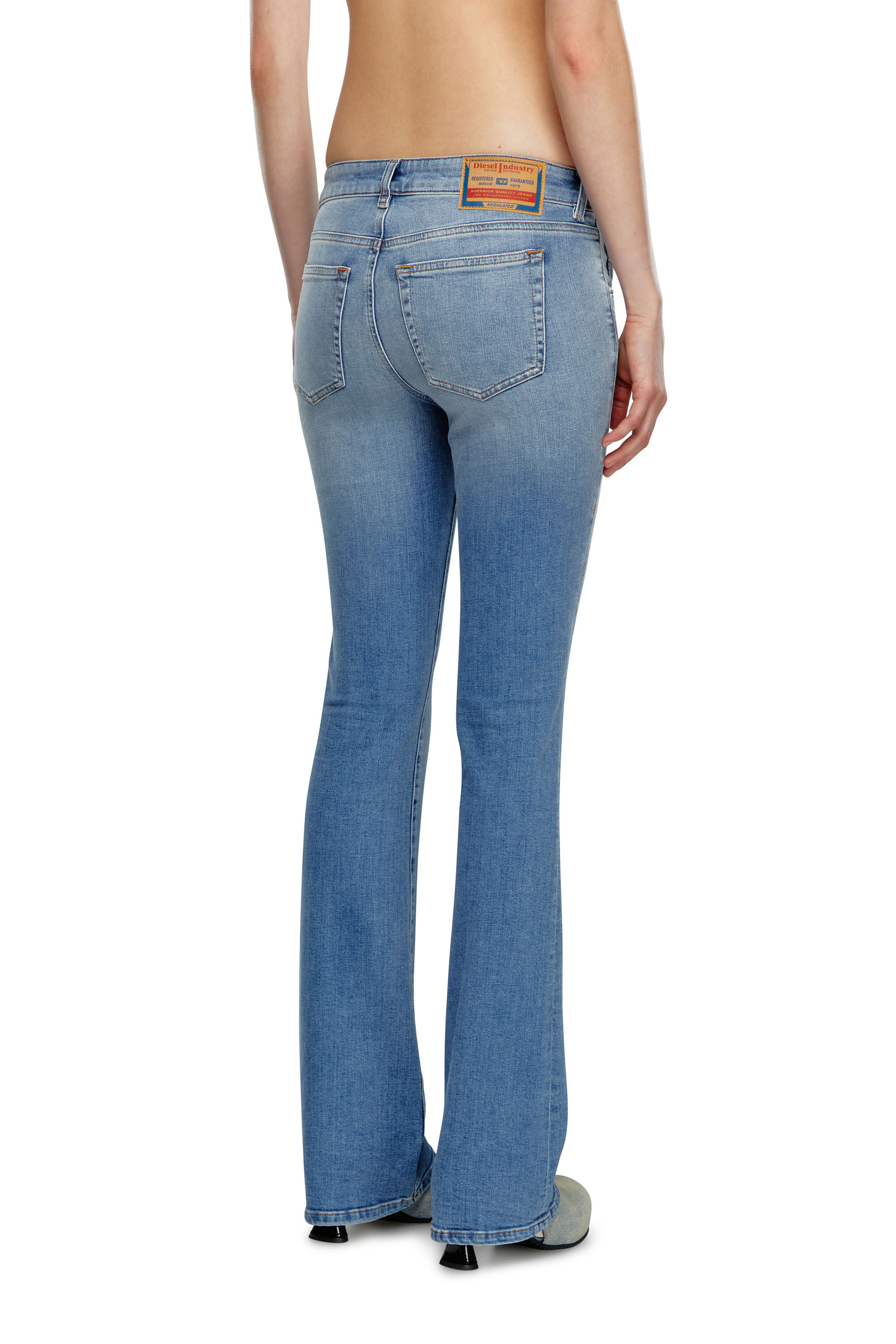 Diesel - Bootcut and Flare Jeans 1969 D-Ebbey 09K06, Azul Claro - Image 4