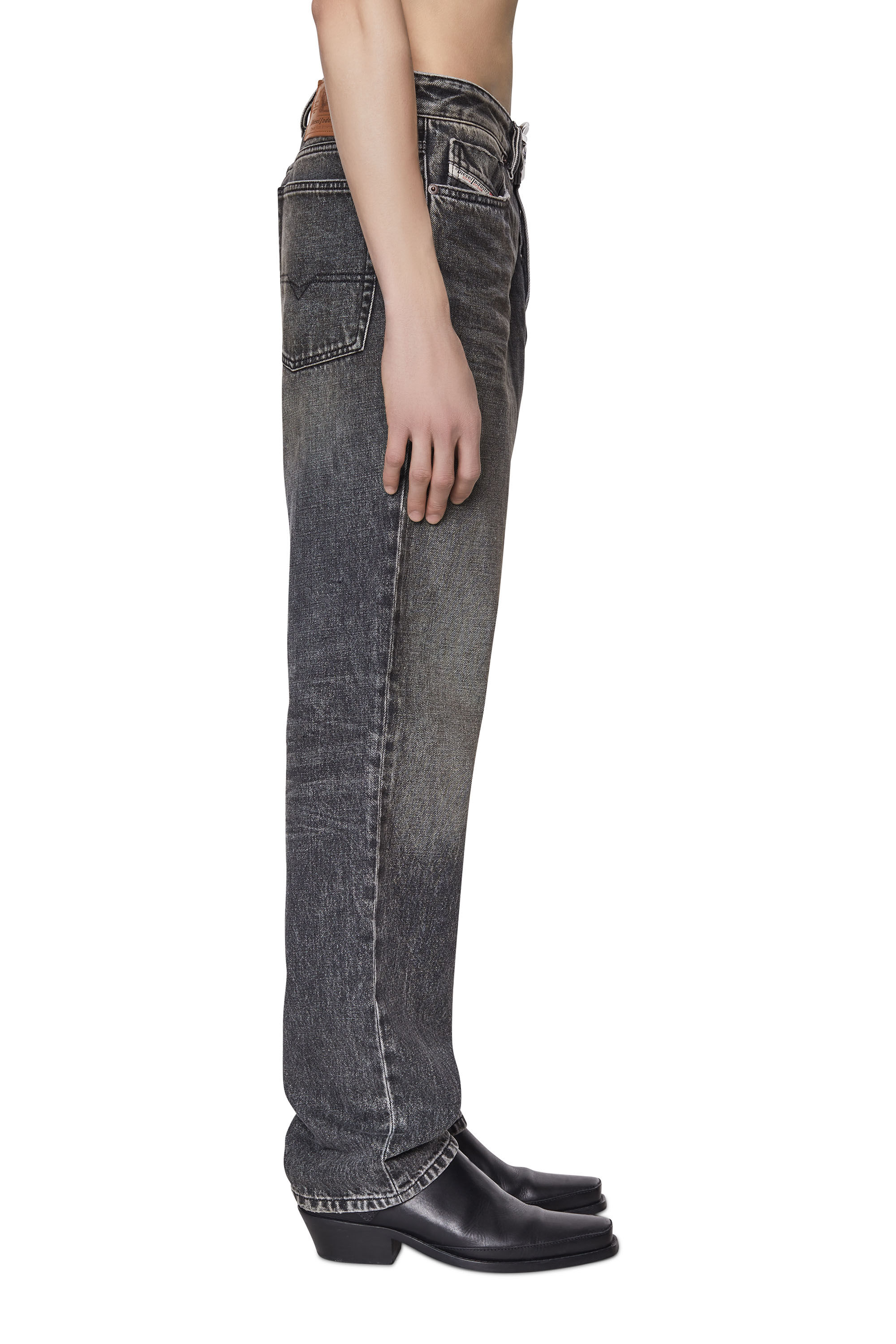 Diesel - 1955 007A8 Straight Jeans, Negro/Gris oscuro - Image 4
