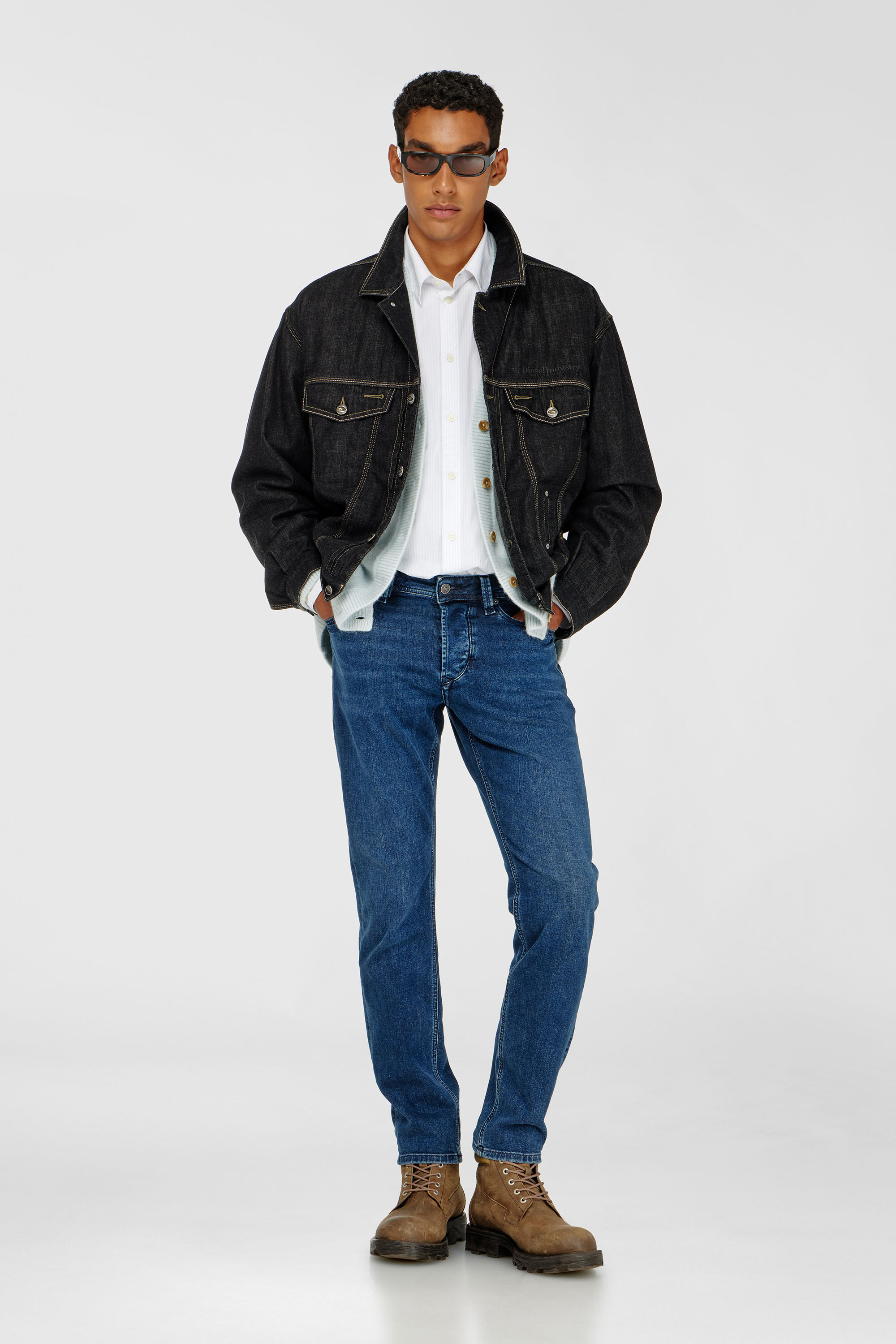 Diesel - Regular Jeans 1986 Larkee-Beex 0BEDA Hombre, Azul Oscuro - 1