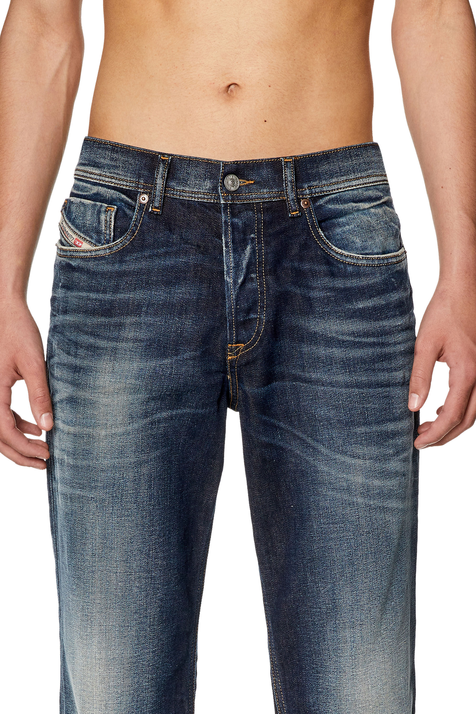 Tapered jeans diesel hotsell