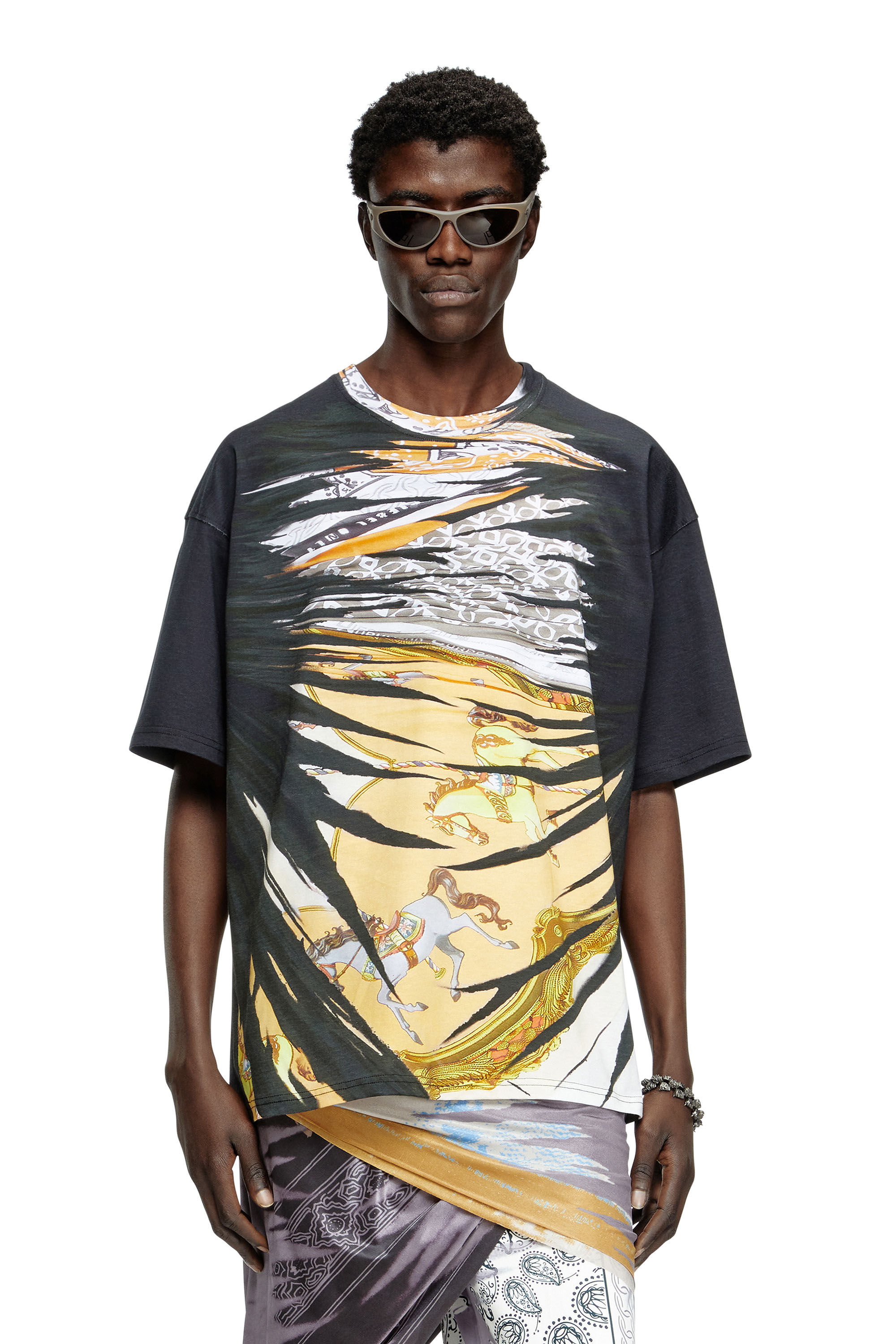Diesel - T-BOXT-R25, Camiseta con estampado de bandana Hombre in Multicolor - 3