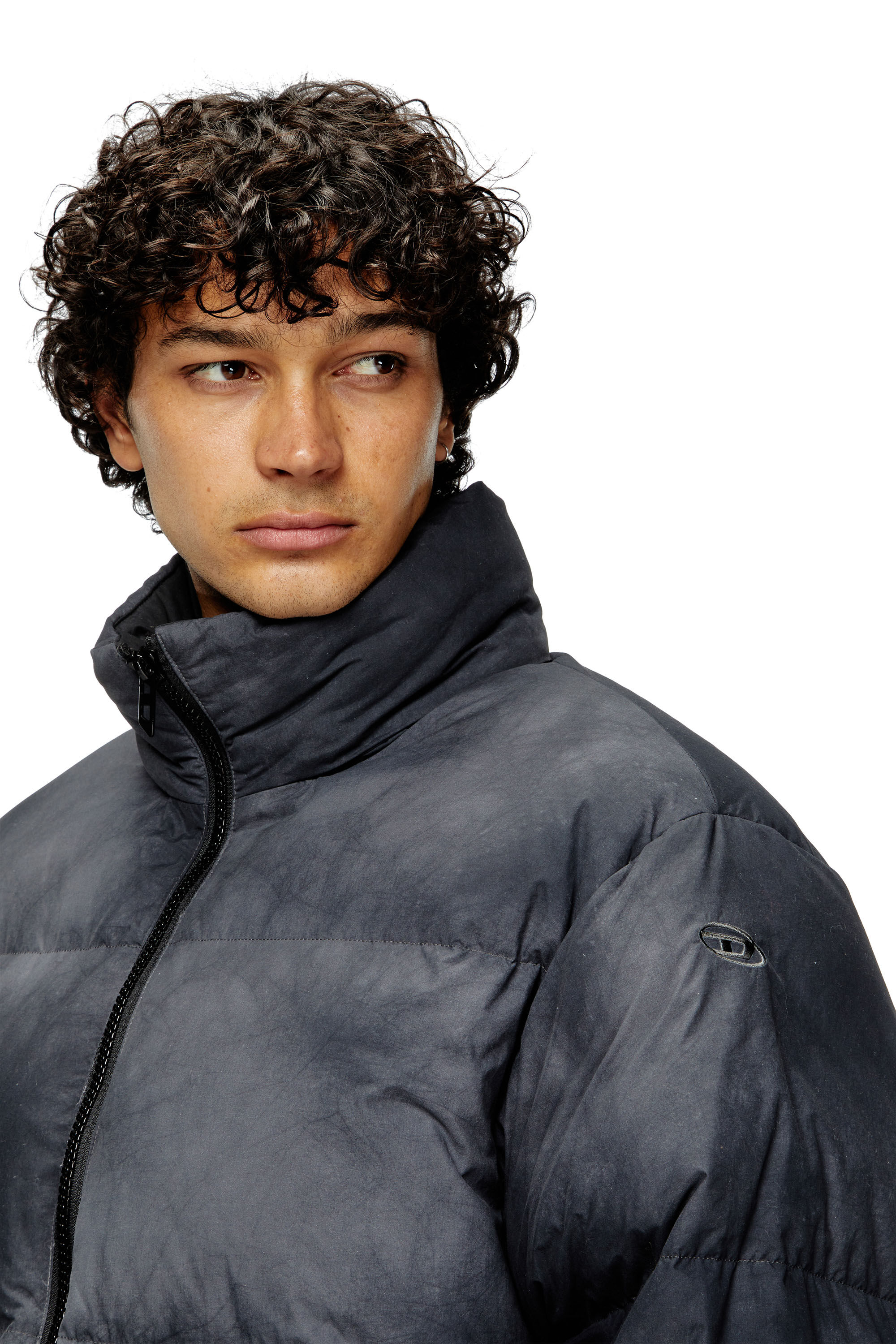 Diesel - W-RAVEEL, Chaqueta de plumón con capucha en nailon con efecto de parches Hombre in Negro - 5