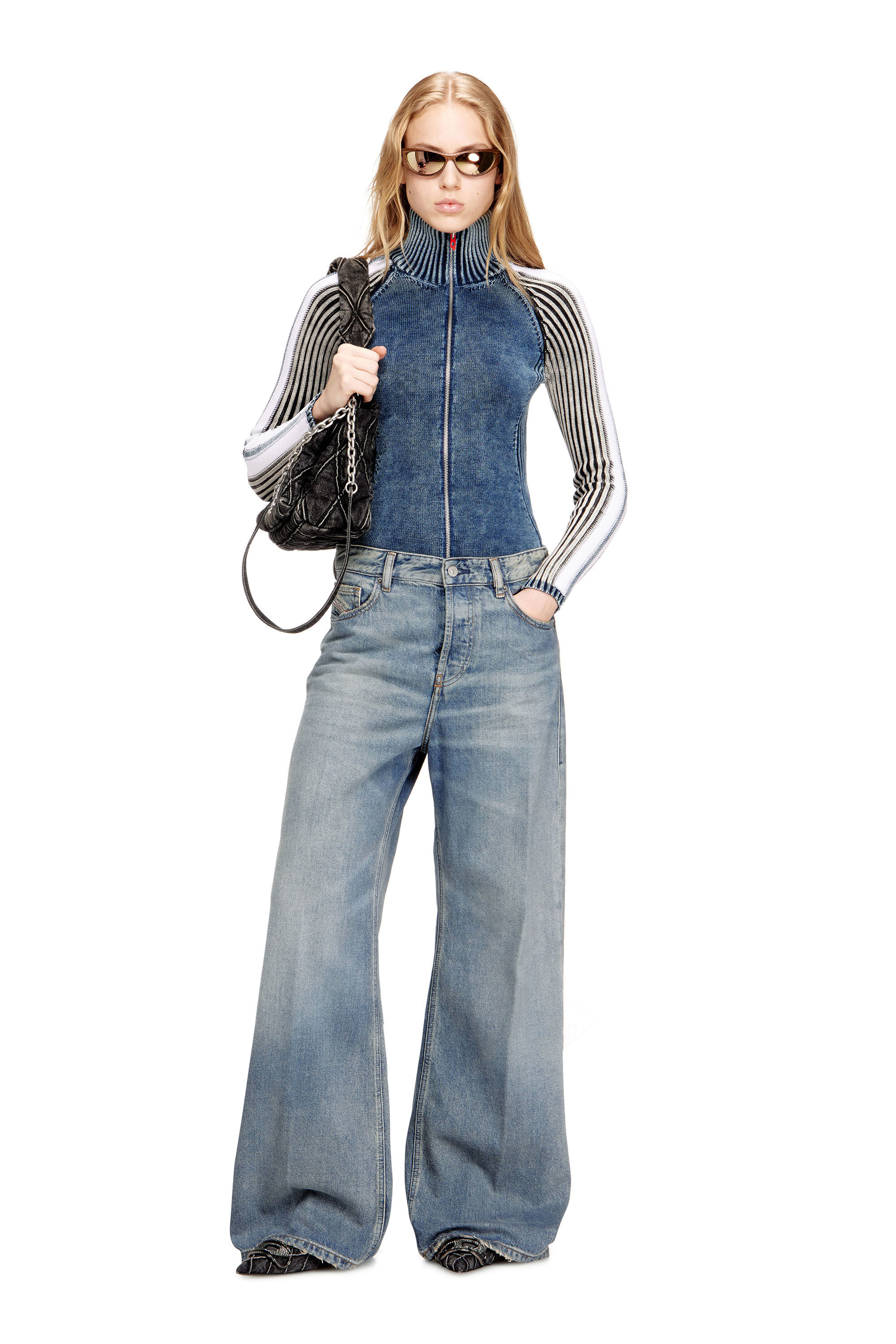 Diesel - CHARM-D SHOULDER M, Charm-D M-Bolso de hombro de denim acolchado Mujer in Negro - 6