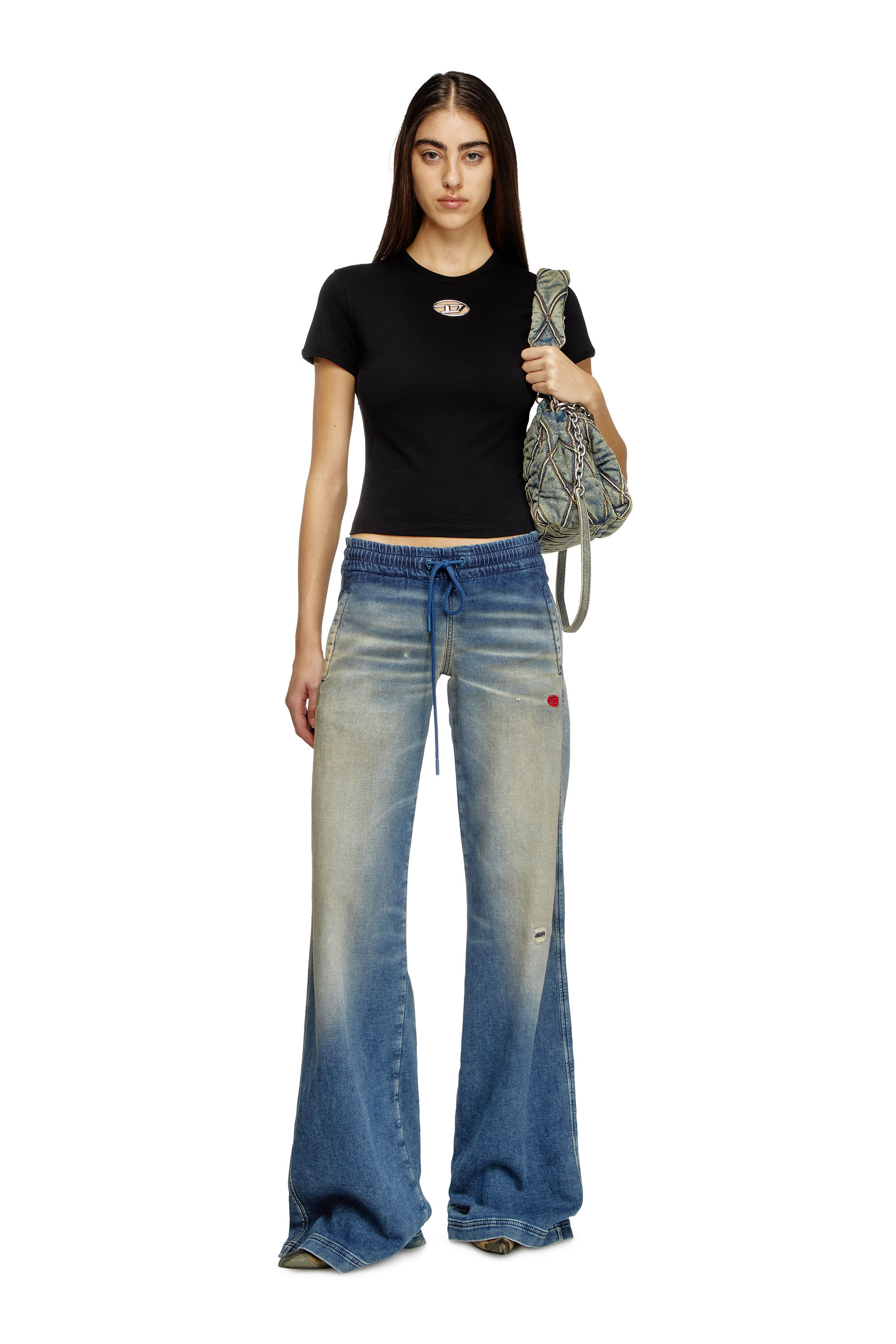 Diesel - T-UNCUTIE-LONG-OD-Q1, Camiseta de fit entallado con logotipo Oval D recortado Mujer in Negro - 1