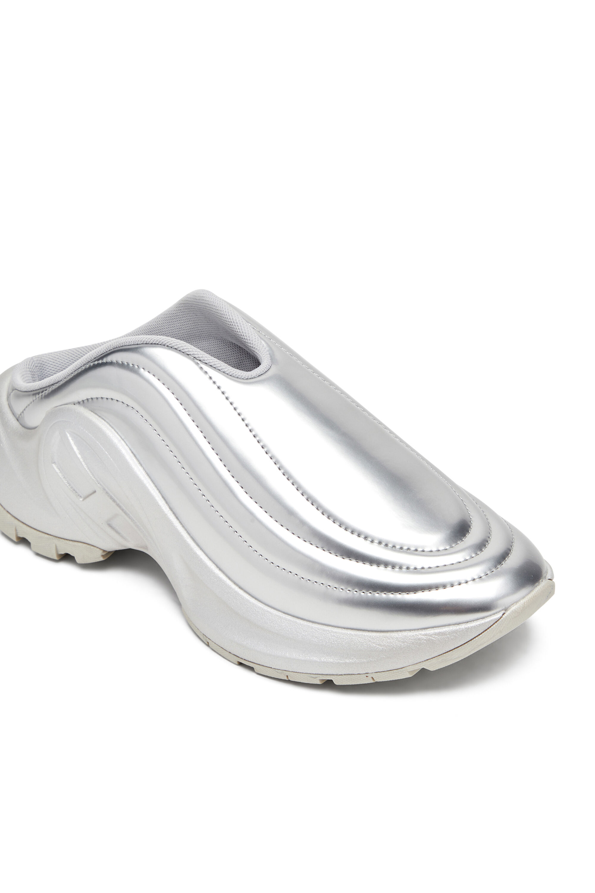 Diesel - S-D-RUNNER MULE X, S-D-Runner-Zapatos destalonados metálicos Unisex in Plateado - 6