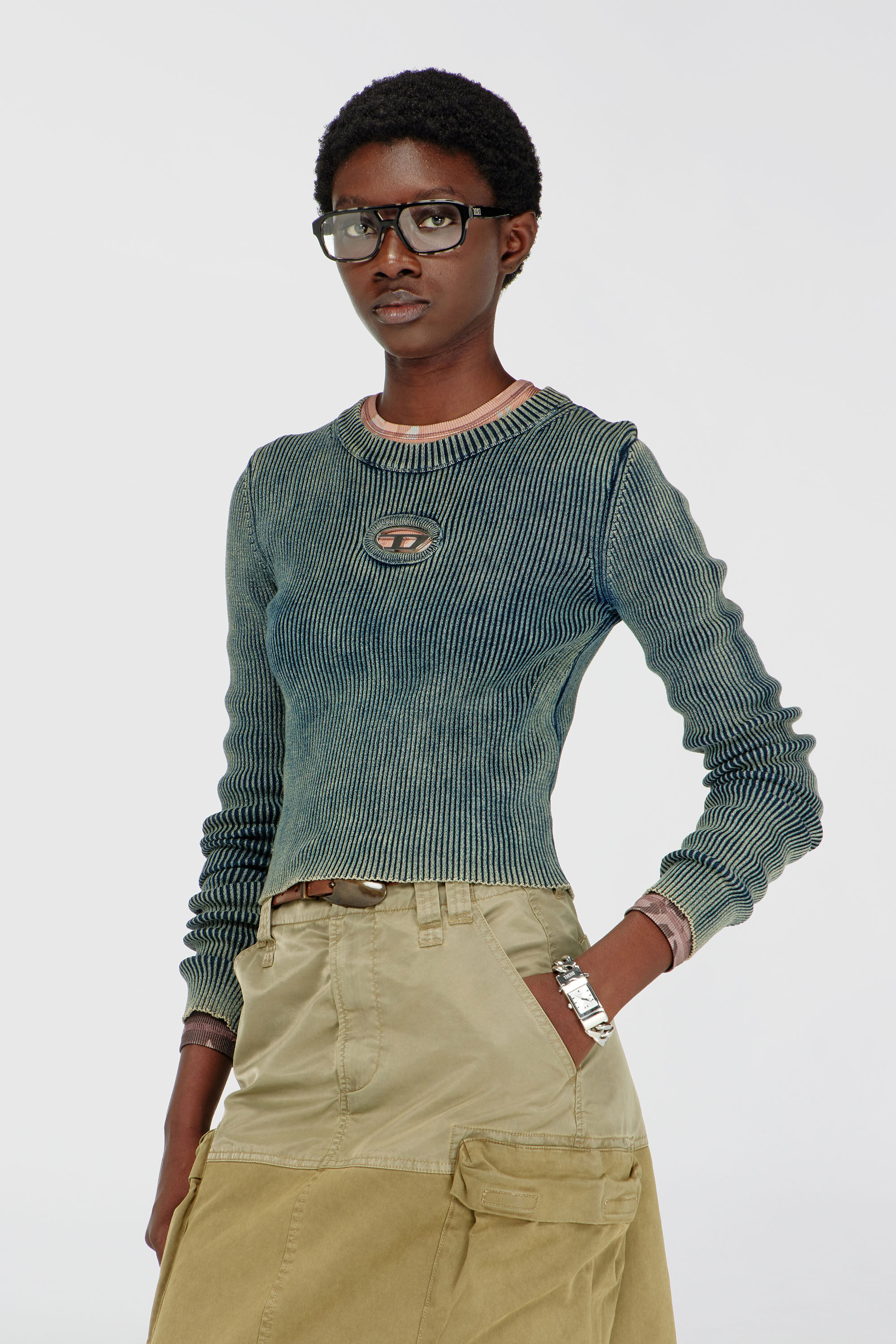 Diesel - M-ANCHOR-A, Camiseta tejida en canal&eacute; con Oval D Mujer in Azul marino - 3