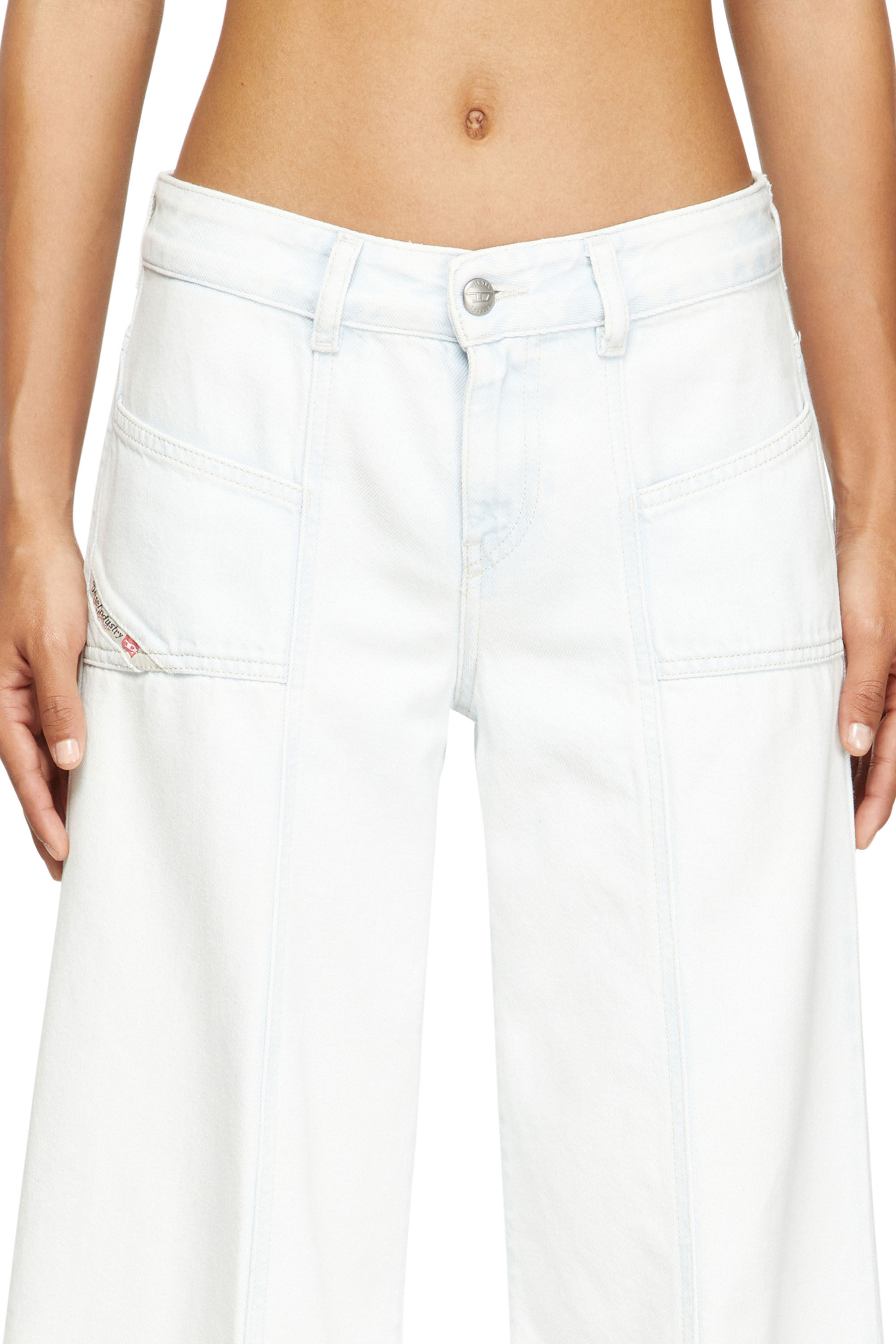 Diesel - Flare Jeans D-Akii 09M08 Mujer, Blanco - 5