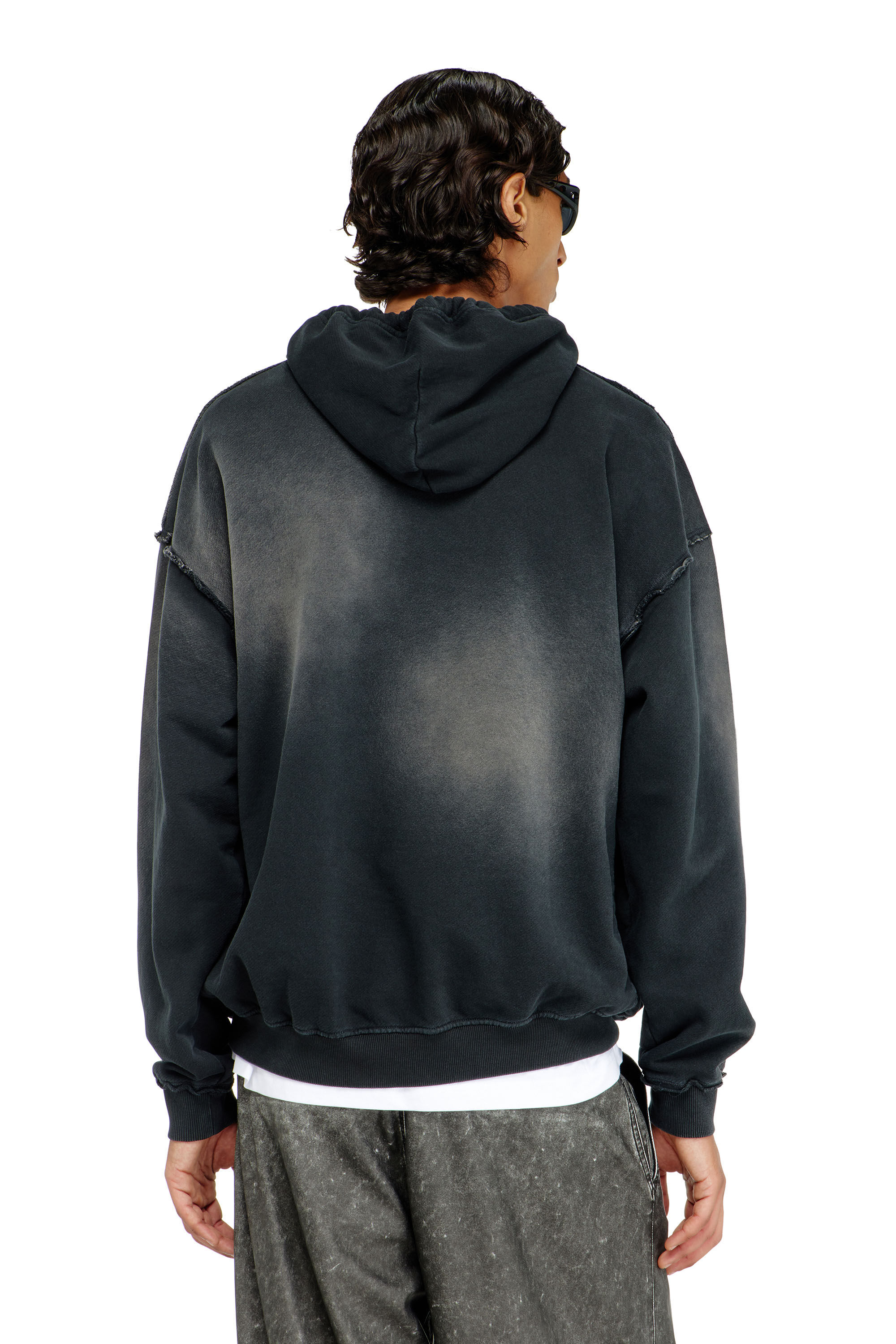 Diesel - S-POCK-HOOD, Sudadera de algod&oacute;n descolorida con detalles deshilachados Hombre in ToBeDefined - 4