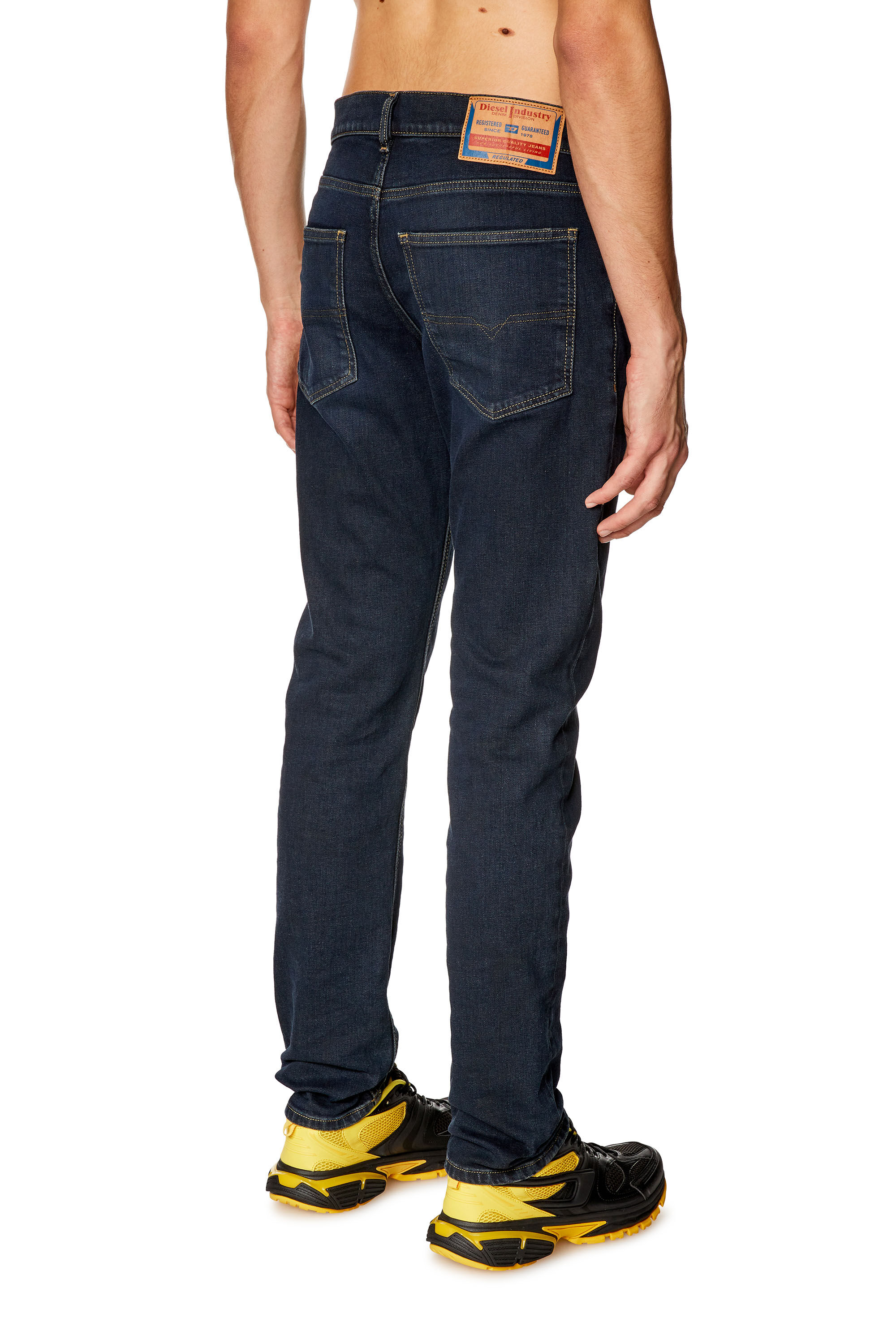 Diesel - Straight Jeans 1995 D-Sark 09H48, Azul Oscuro - Image 4