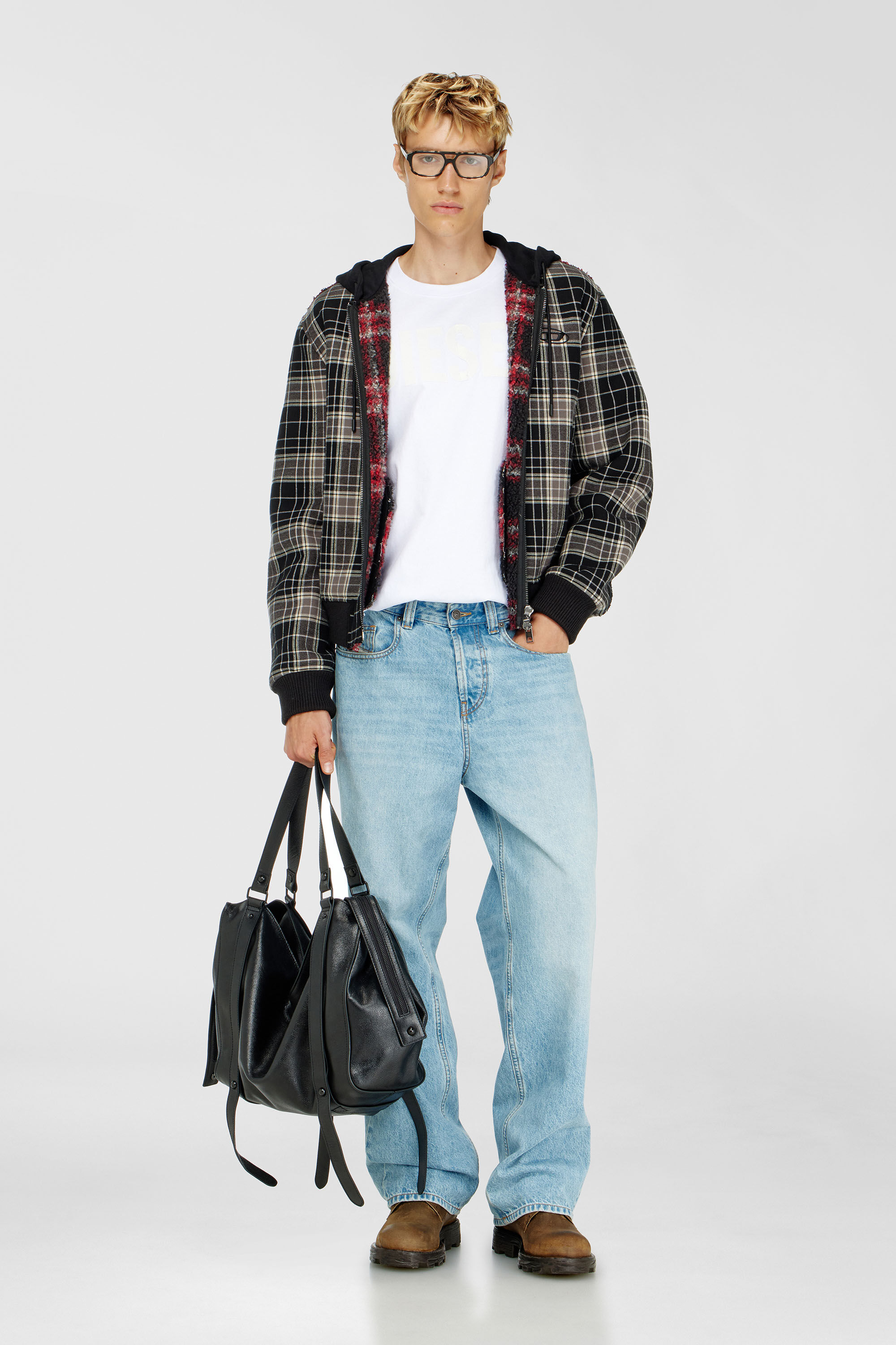 Diesel - T-JUST-APP-T92, Camiseta de algod&oacute;n con estampado de logotipo Diesel tono sobre tono Hombre in Blanco - 1