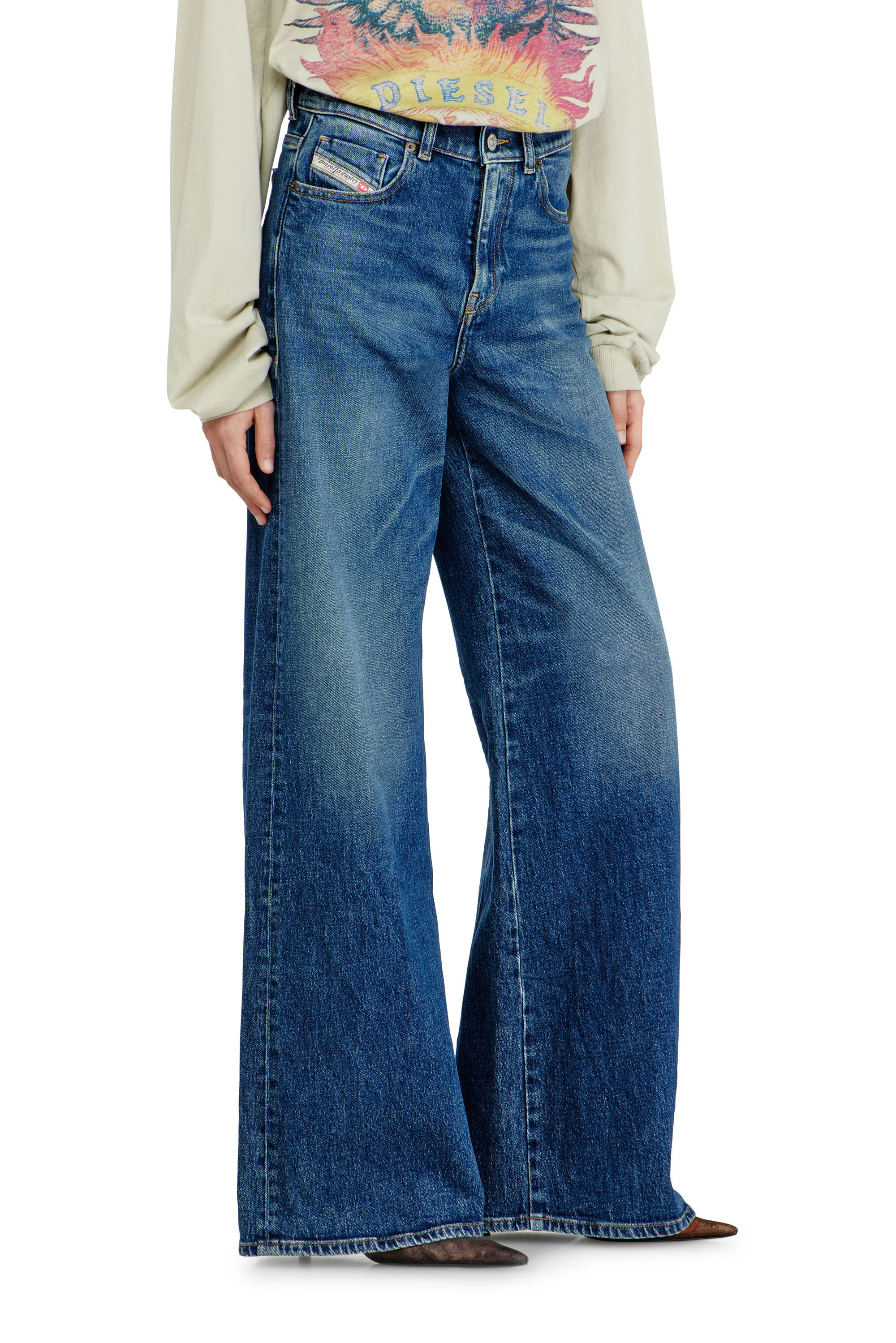 Diesel - Flare Jeans 1978 D-Akemi 09L21 Mujer, Azul medio - 7