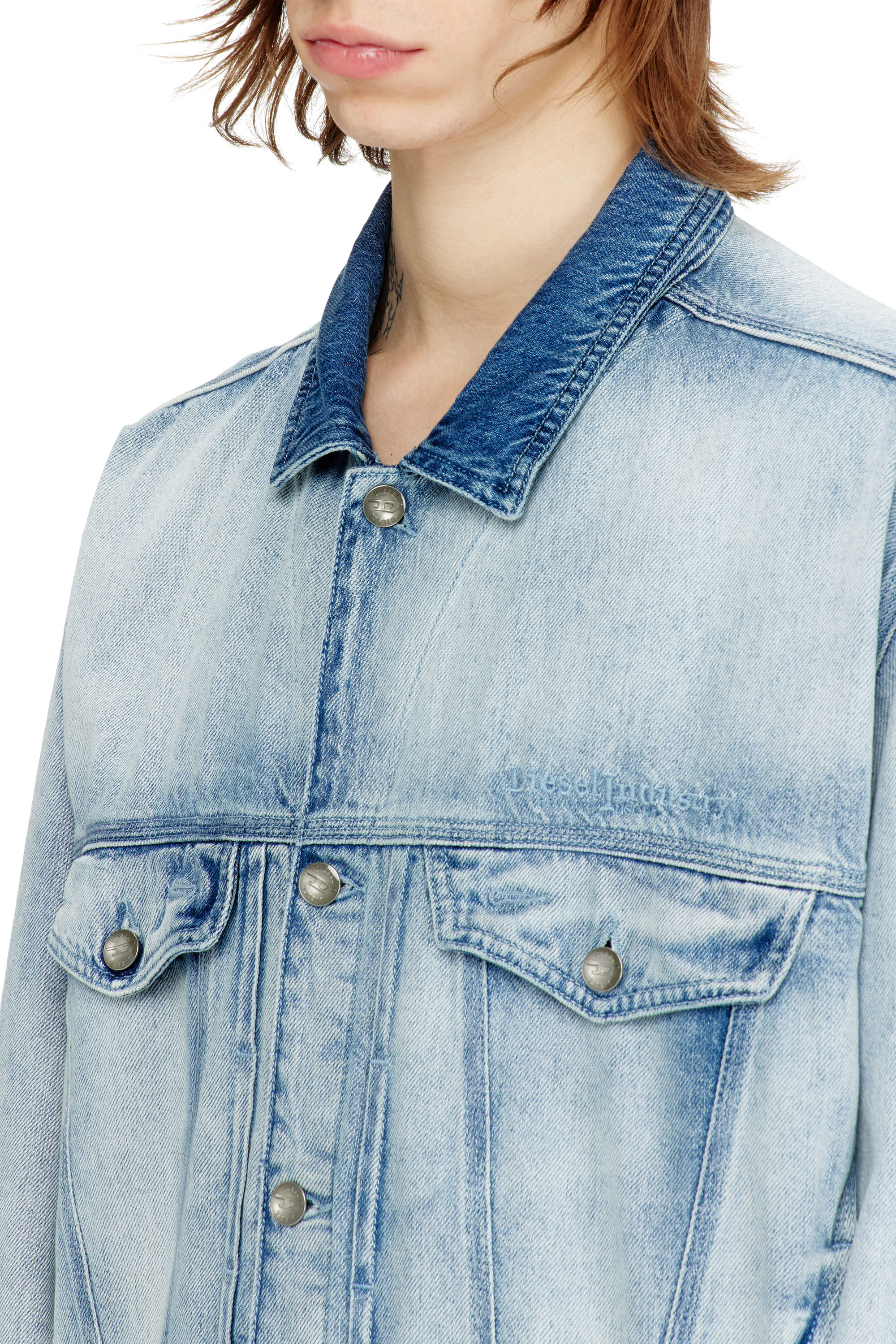 Diesel - D-DENVER-FSI1, Chaqueta trucker en denim skeleton de lavado oscuro medio-claro Unisex in Azul marino - 5