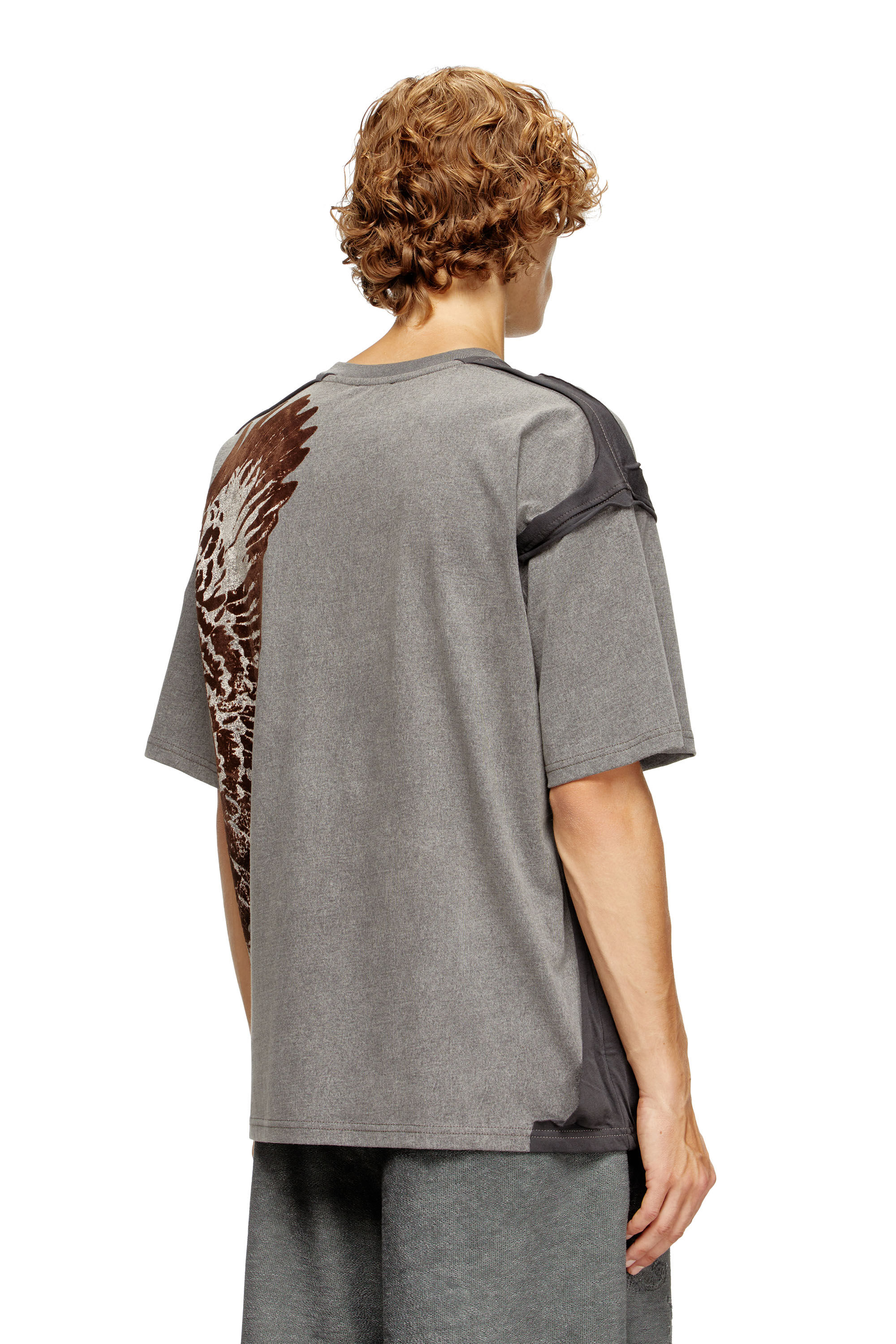 Diesel - T-BOXT-PEELOFF, Camiseta con efecto despegado y estampado de águila Hombre in Gris - 4