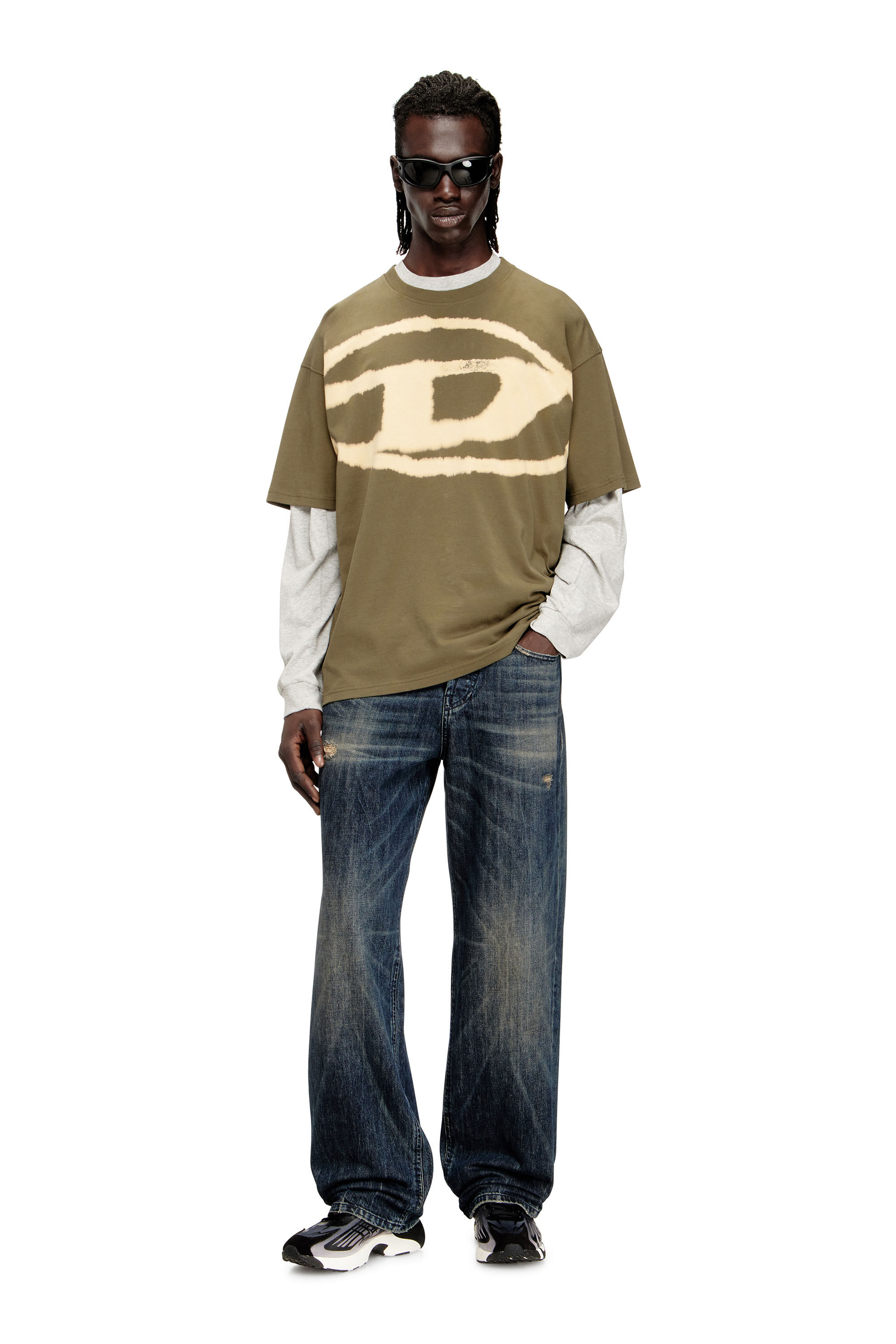 Diesel - T-BOXT-BLEACH, Camiseta con logotipo Oval D descolorido Hombre in Verde - 1