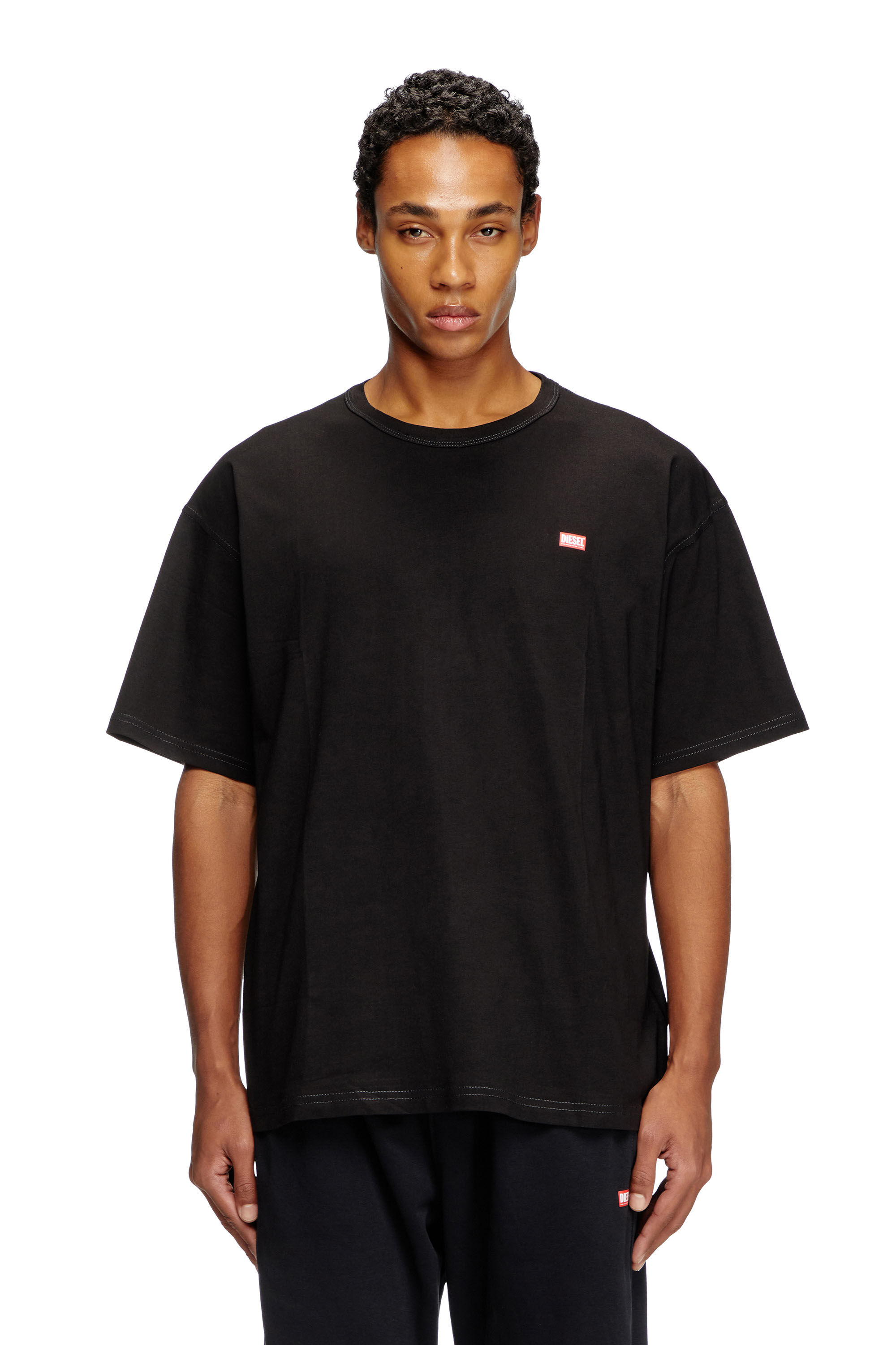 Diesel - T-BOXT-R30, Camiseta con logotipo pequeño Hombre in Negro - 3