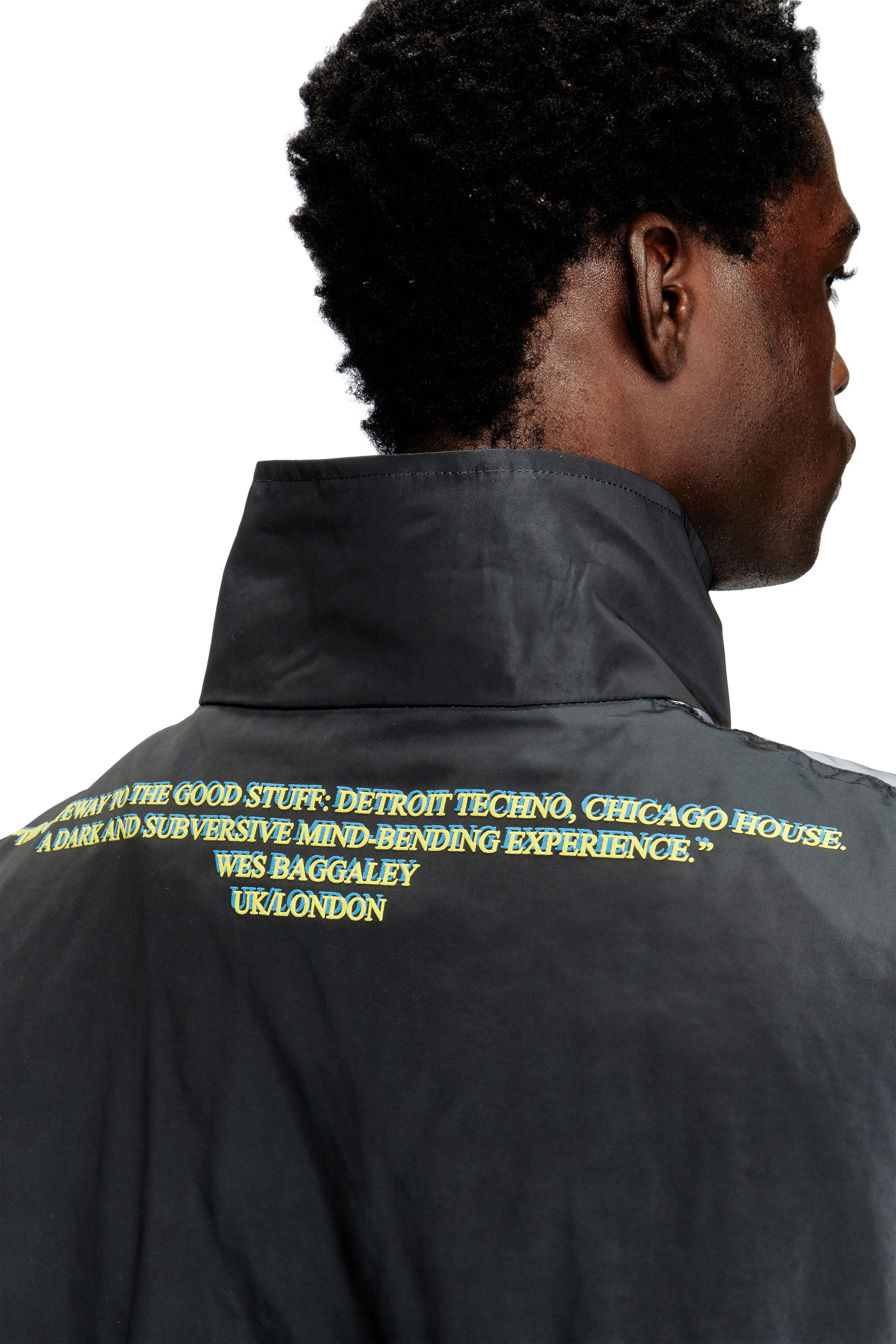 Diesel - J-ERIK, Chaqueta de tejido técnico con estampado de letras de canciones Unisex in Negro - 5