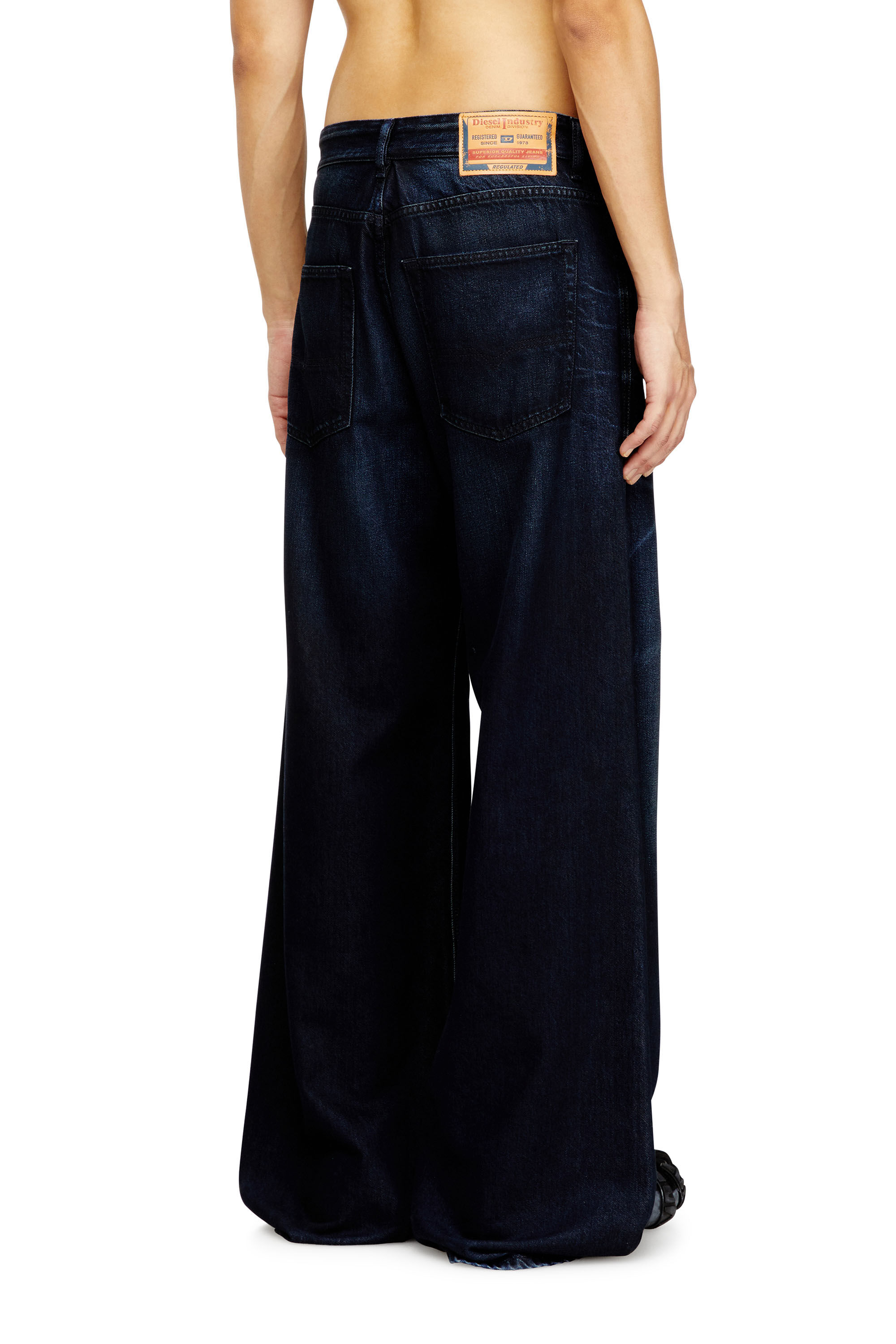 Diesel - Relaxed Jeans D-Rise 09N21 Hombre, Azul Oscuro - 4