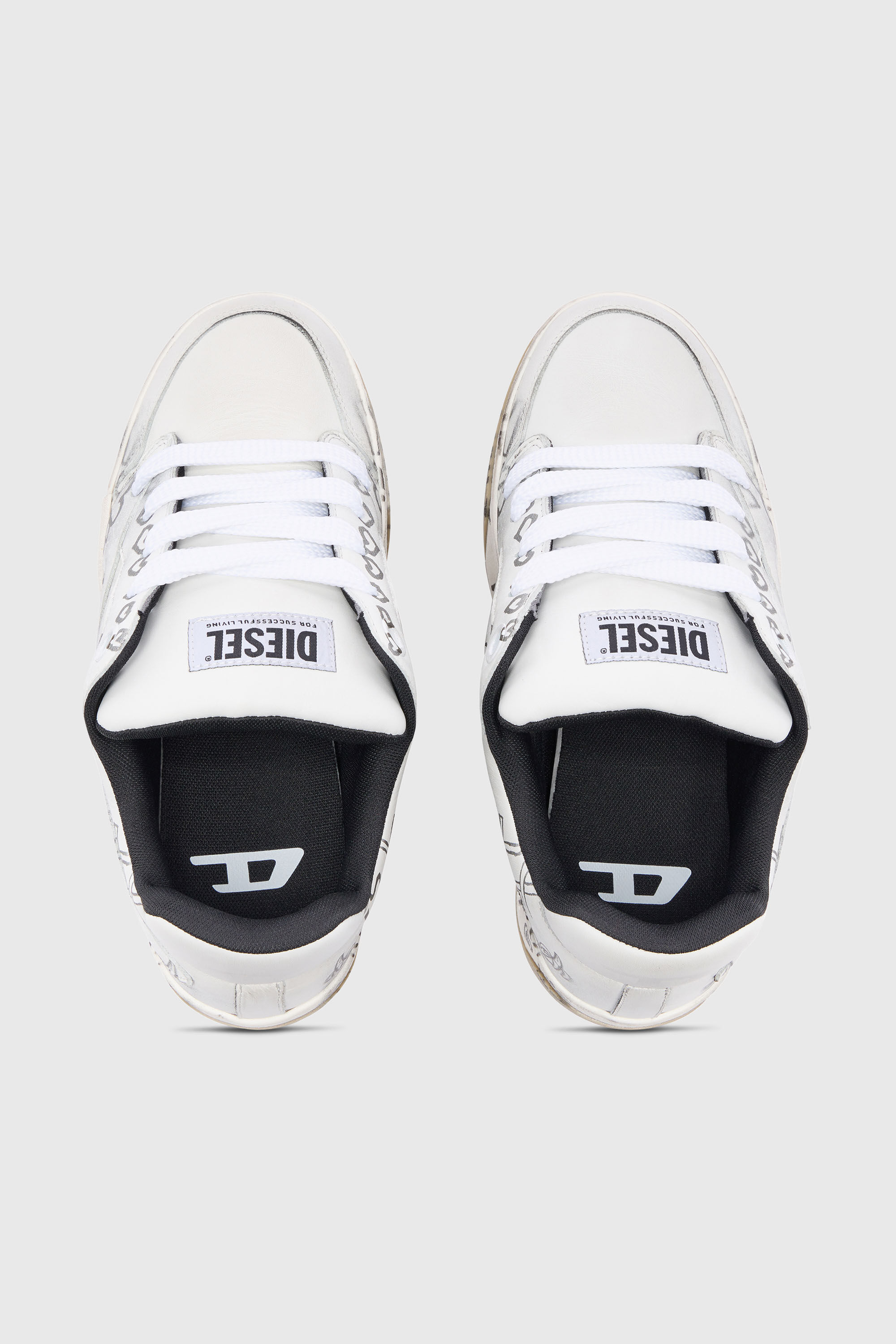Diesel - S-D-OLLIE LOW, D-Ollie-Zapatillas de cuero con estampado de graffiti Hombre in Blanco - 6